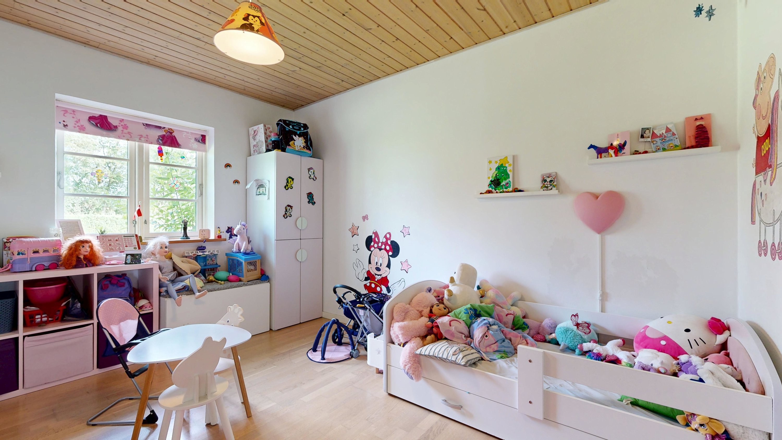 Fremhævet  billede i fuldskærmstilstand. Billede af Tulipanvænget 1, Hammershøj, 8830 Tjele