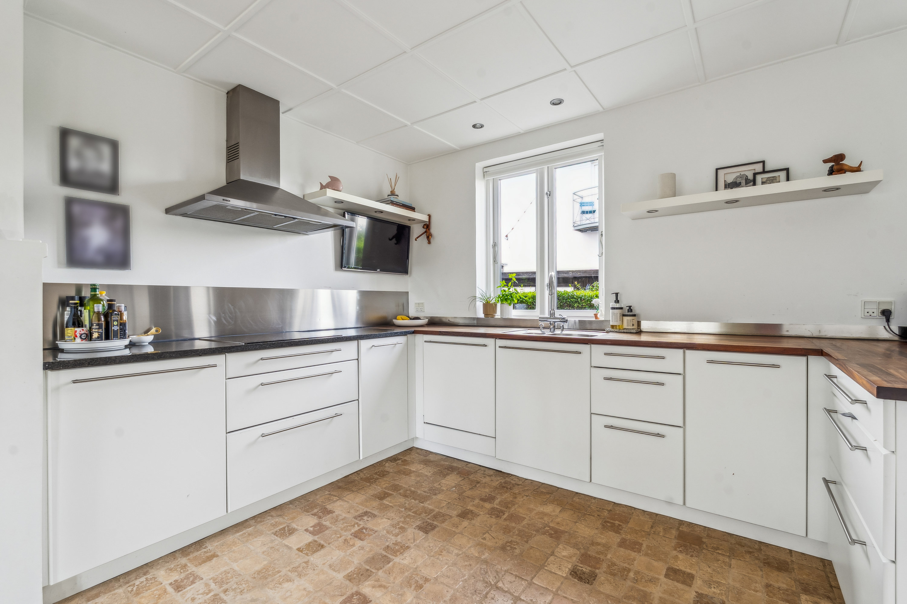 Fremhævet køkken billede i fuldskærmstilstand. Billede af Darlingsvej 7, Bækkelund, 8700 Horsens