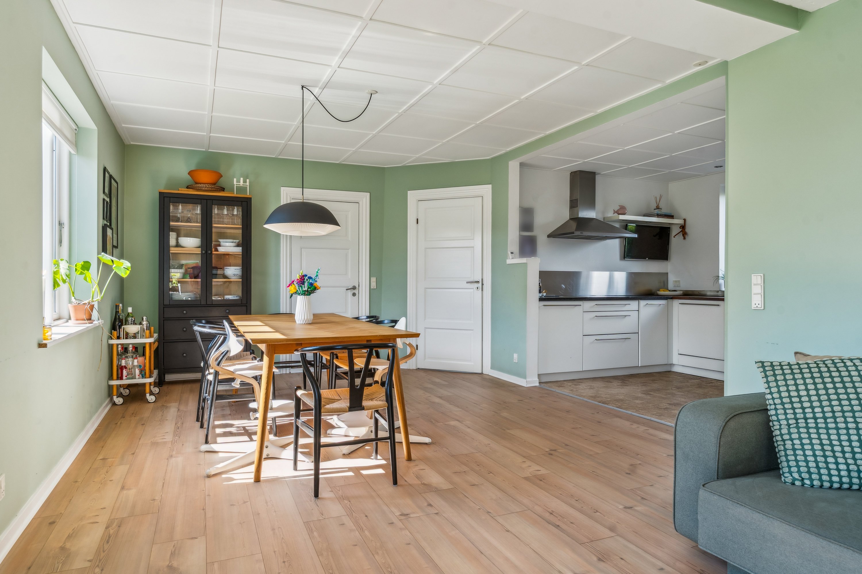 Fremhævet stue billede i fuldskærmstilstand. Billede af Darlingsvej 7, Bækkelund, 8700 Horsens