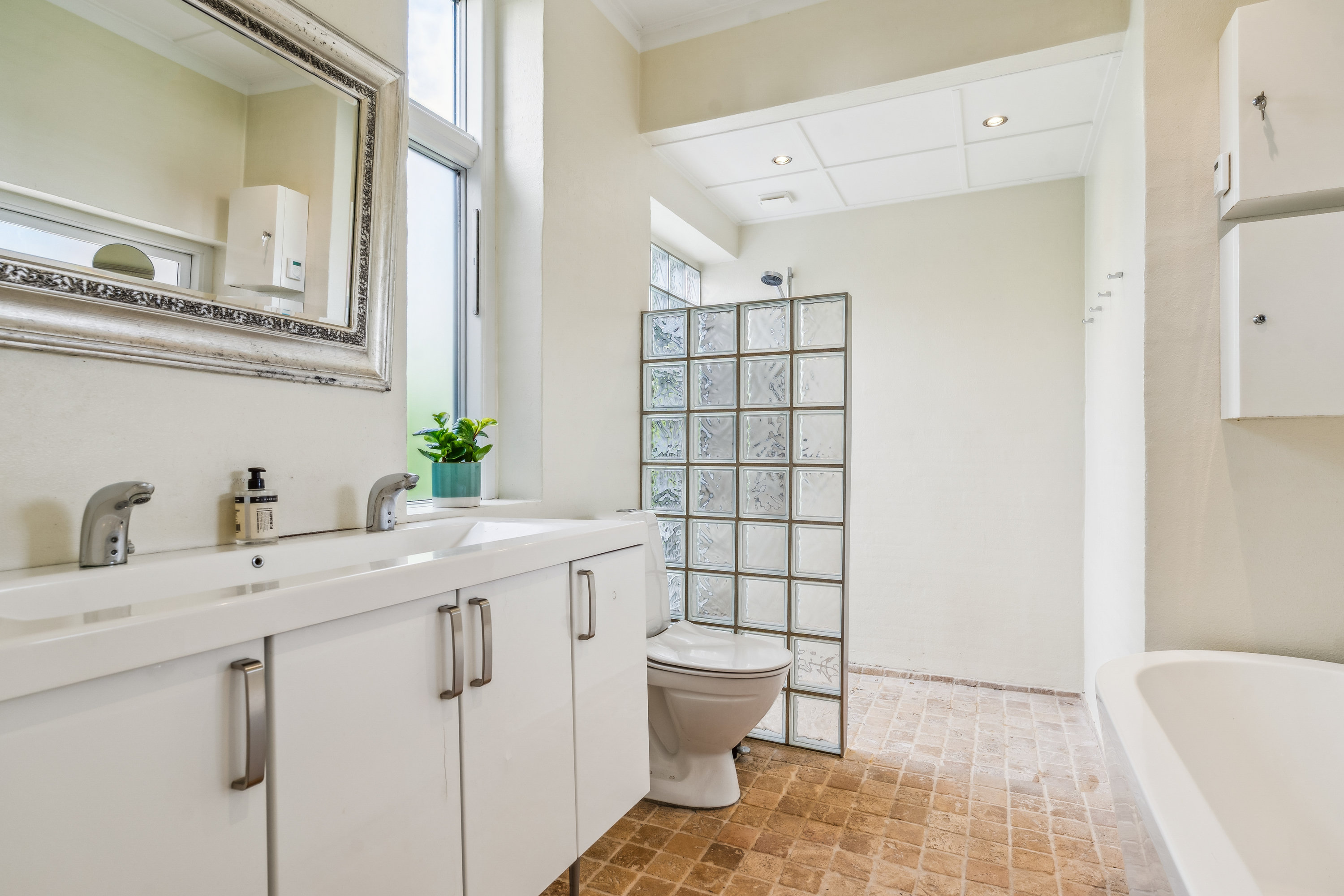 Fremhævet badeværelse billede i fuldskærmstilstand. Billede af Darlingsvej 7, Bækkelund, 8700 Horsens