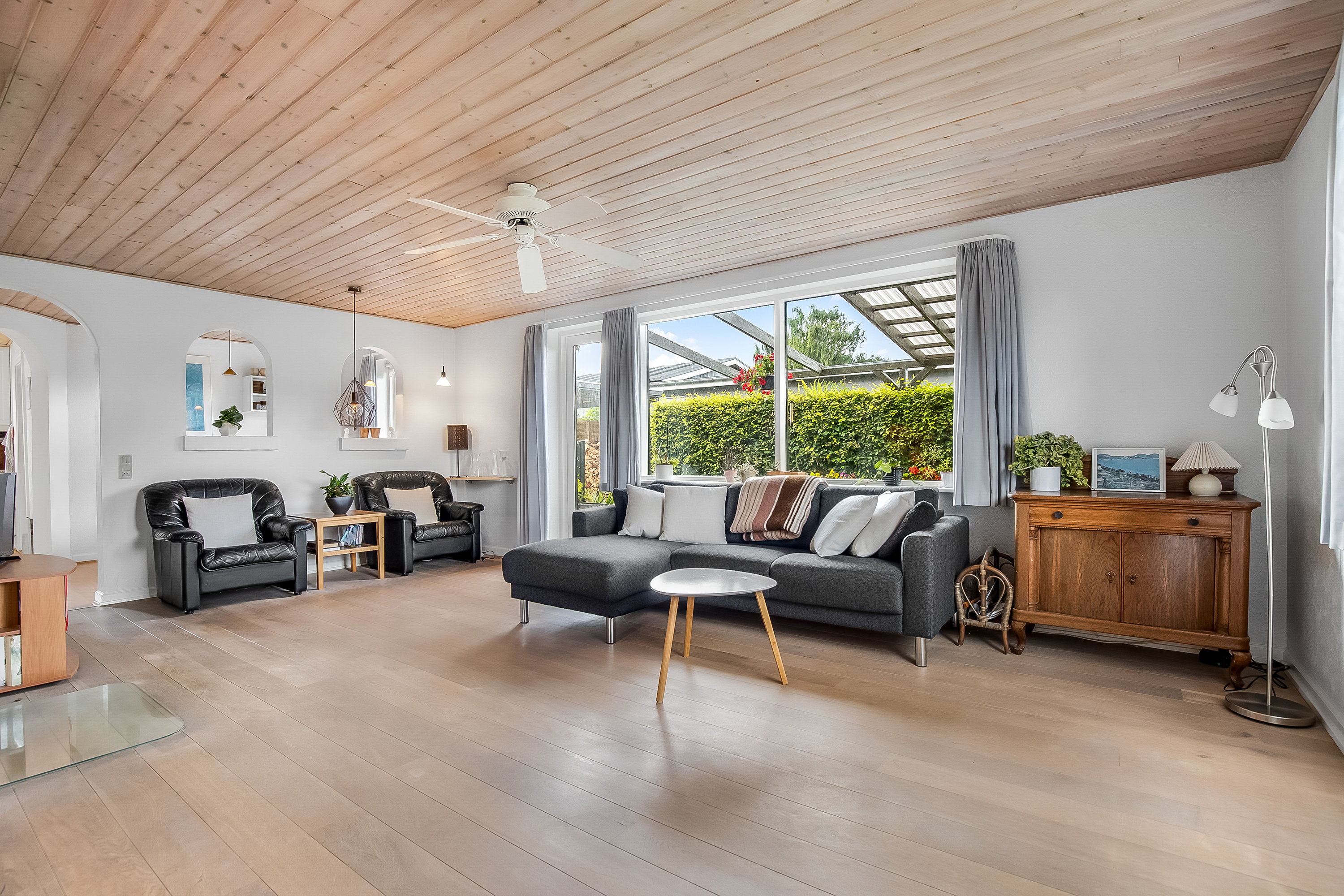 Fremhævet stue billede i fuldskærmstilstand. Billede af Søskendevej 5, Erritsø, 7000 Fredericia