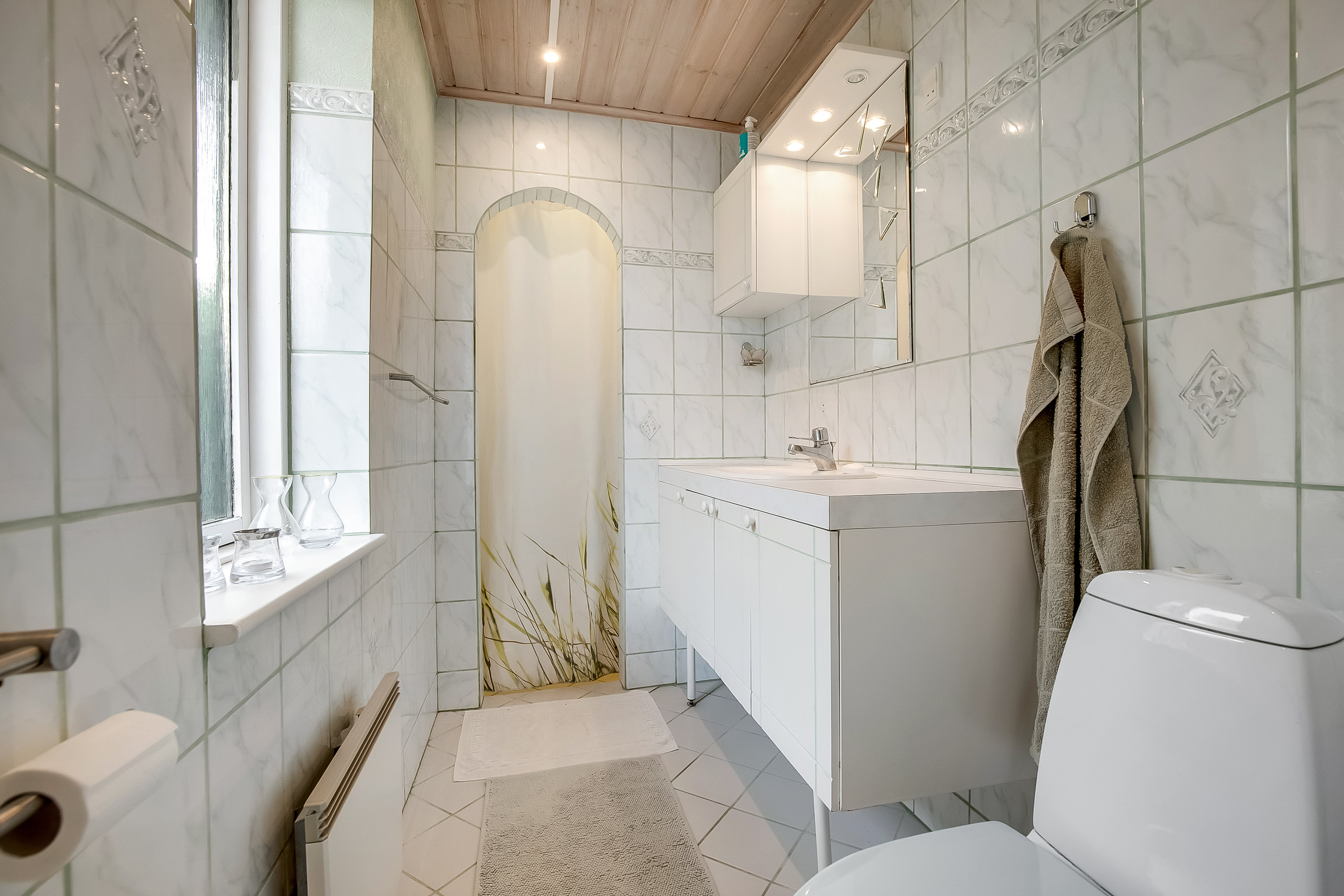 Fremhævet badeværelse billede i fuldskærmstilstand. Billede af Søskendevej 5, Erritsø, 7000 Fredericia