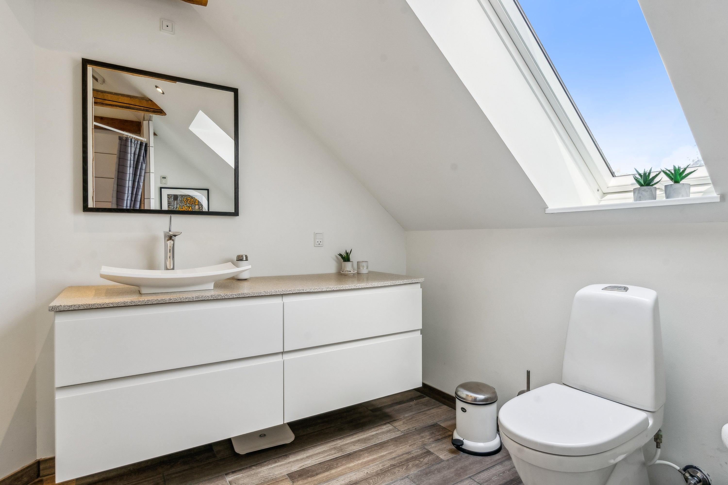 Fremhævet badeværelse billede i fuldskærmstilstand. Billede af Møllevej 21, 8783 Hornsyld