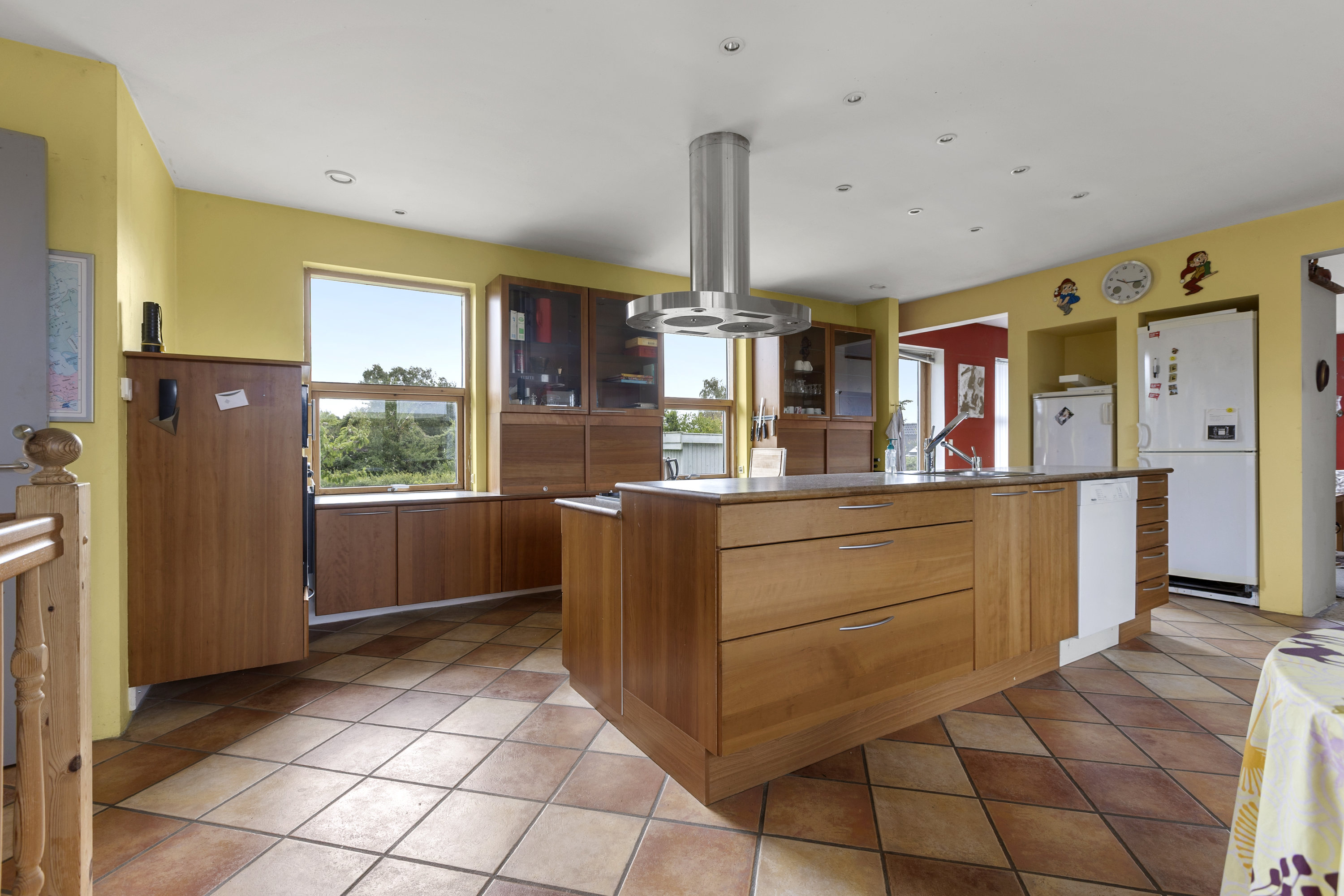 Fremhævet køkken billede i fuldskærmstilstand. Billede af Fyrvænget 28, Vellerup, 4050 Skibby