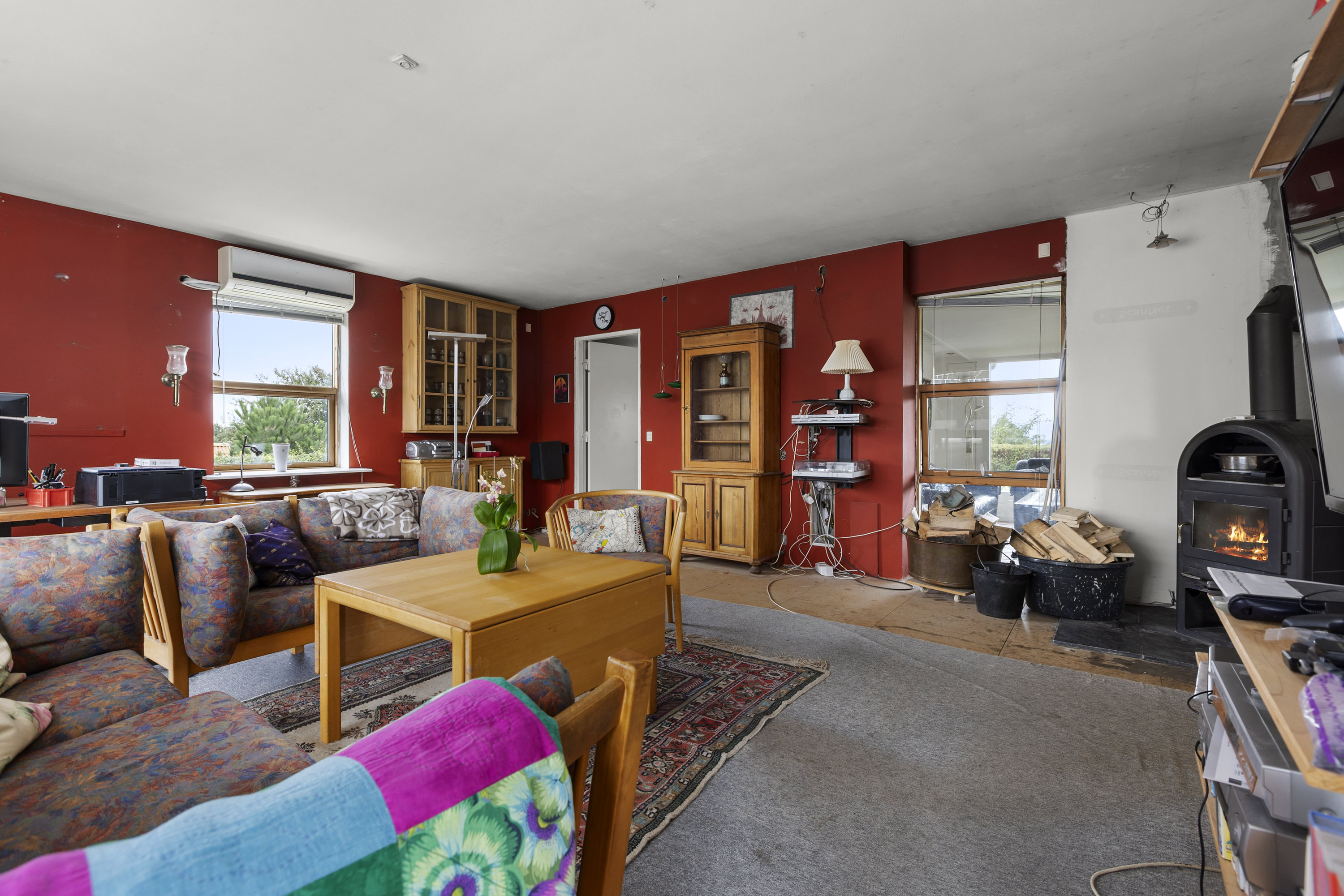 Fremhævet stue billede i fuldskærmstilstand. Billede af Fyrvænget 28, Vellerup, 4050 Skibby