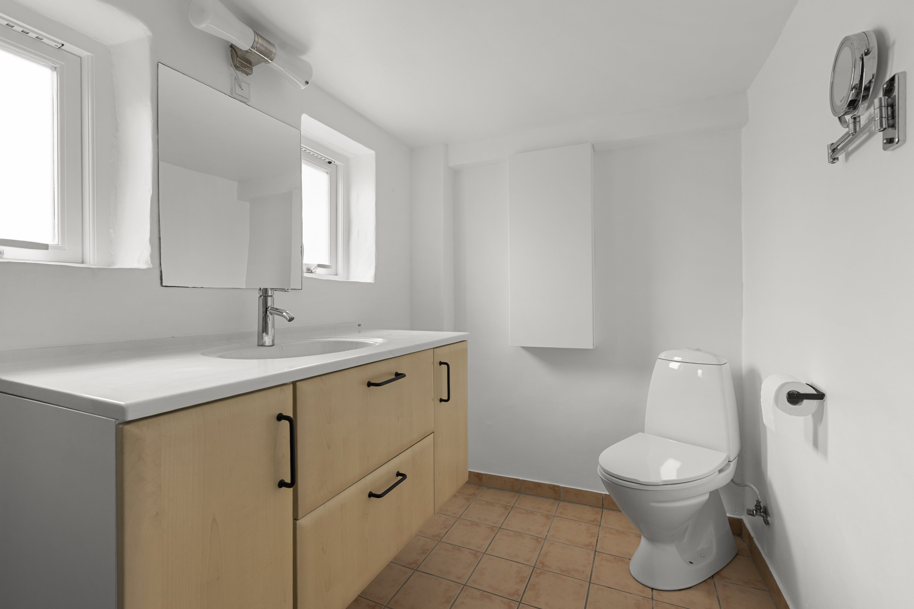 Fremhævet badeværelse billede i fuldskærmstilstand. Billede af Holbækvej 133, 4400 Kalundborg