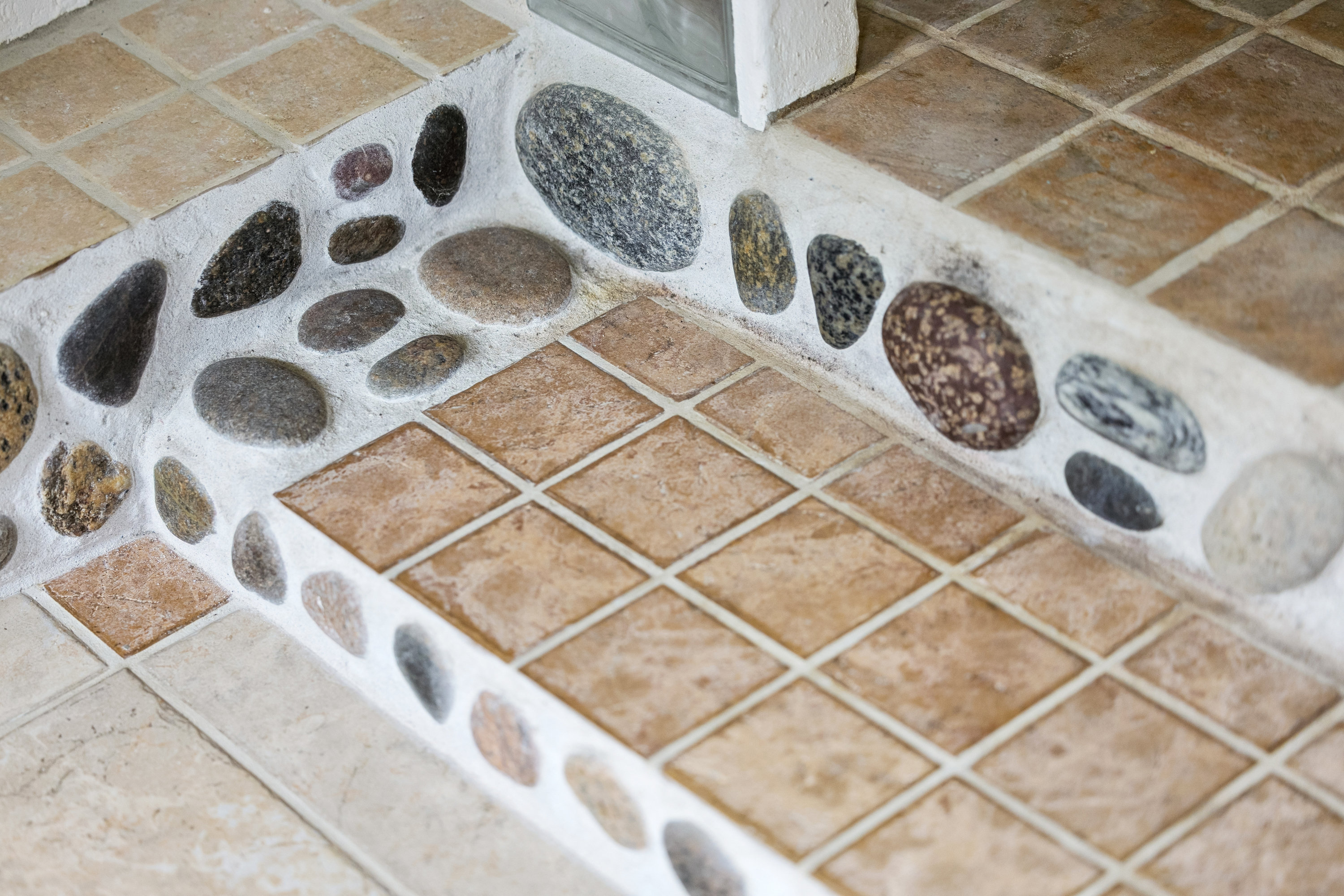 Fremhævet bad billede i fuldskærmstilstand. Billede af Lebymarksvej 8, 5985 Søby Ærø