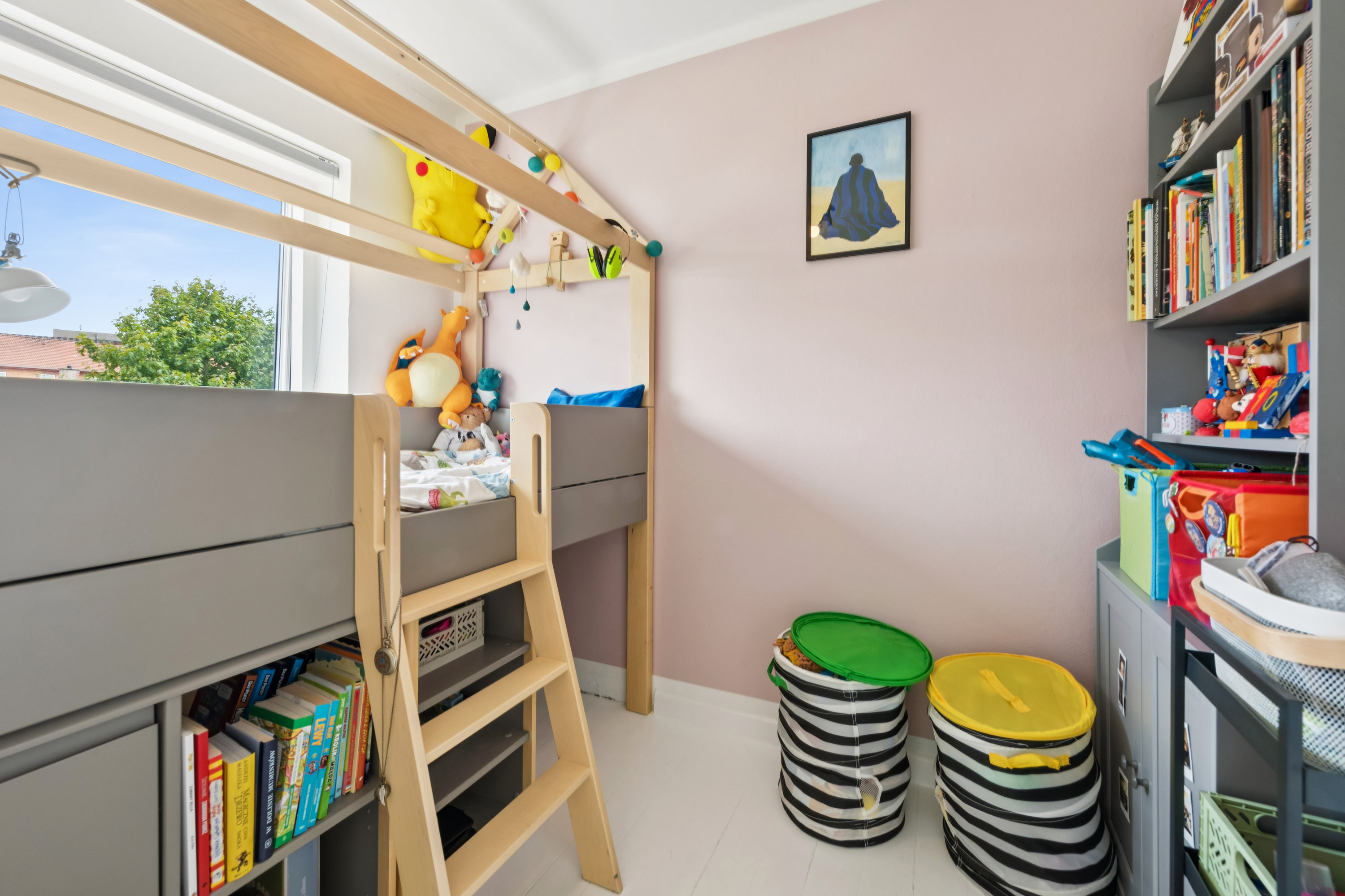 Fremhævet værelse billede i fuldskærmstilstand. Billede af Christian X's Alle 82, 2800 Kongens Lyngby