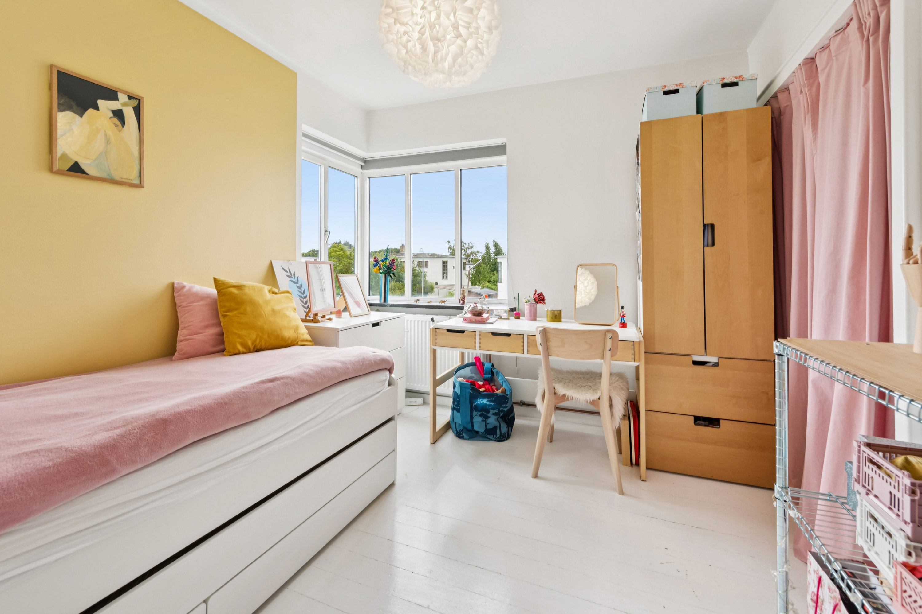 Fremhævet værelse billede i fuldskærmstilstand. Billede af Christian X's Alle 82, 2800 Kongens Lyngby