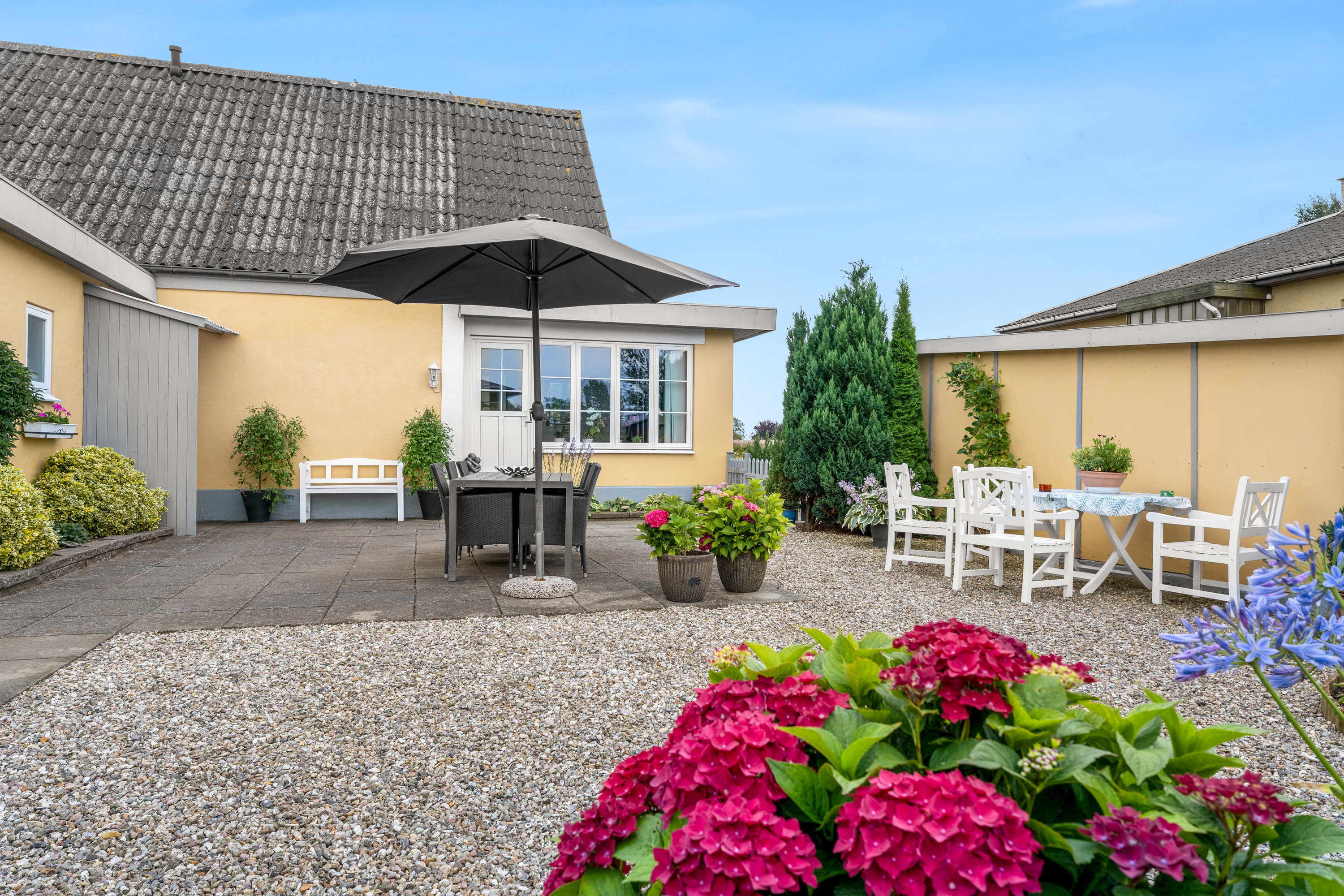 Miniaturebillede 1: terrasse. Billede af Idalundvej 13, 4990 Sakskøbing