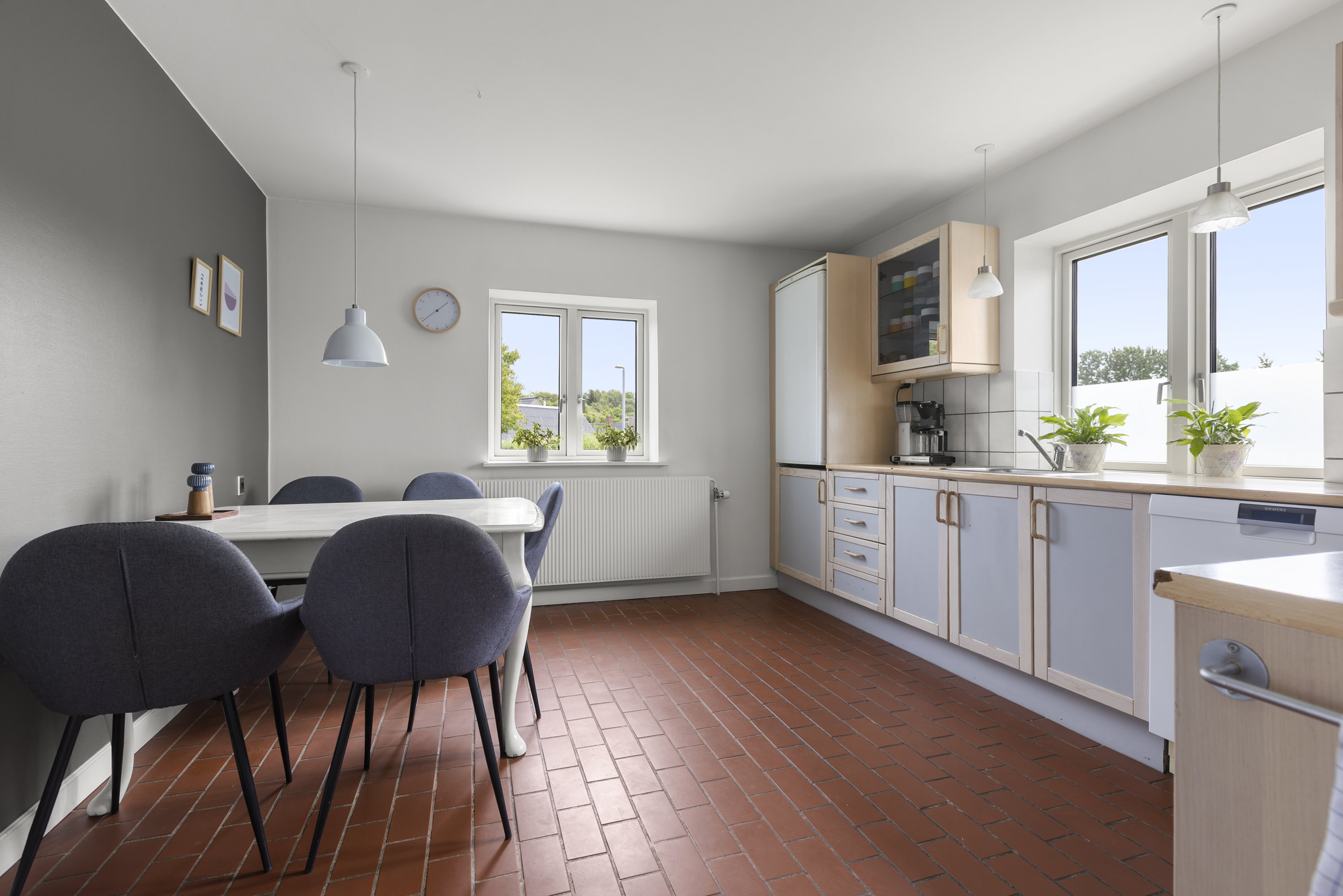 Fremhævet køkken billede i fuldskærmstilstand. Billede af Korsvejen 3, 4220 Korsør