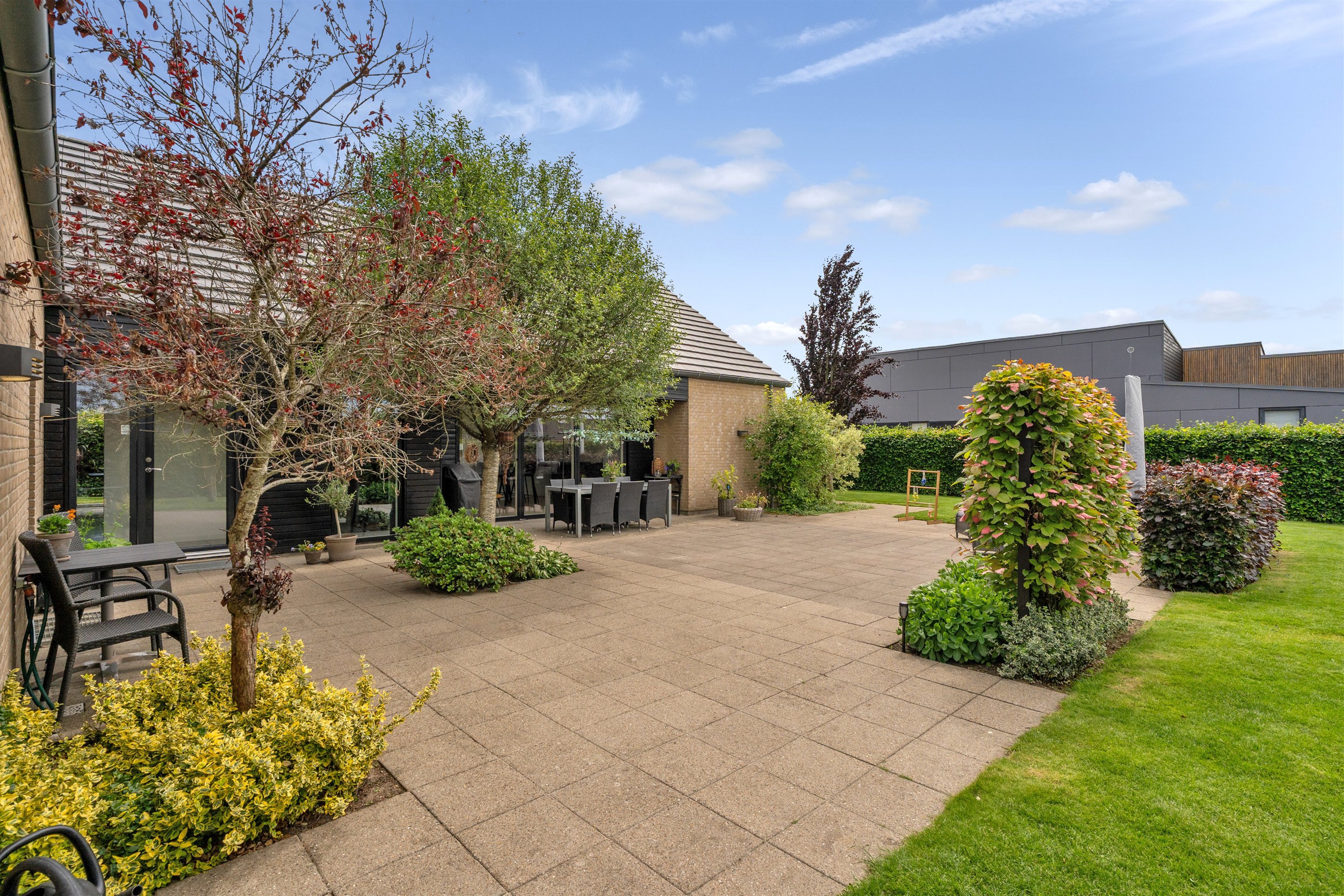 Fremhævet ejendommen billede i fuldskærmstilstand. Billede af Lillevang 95, 7190 Billund