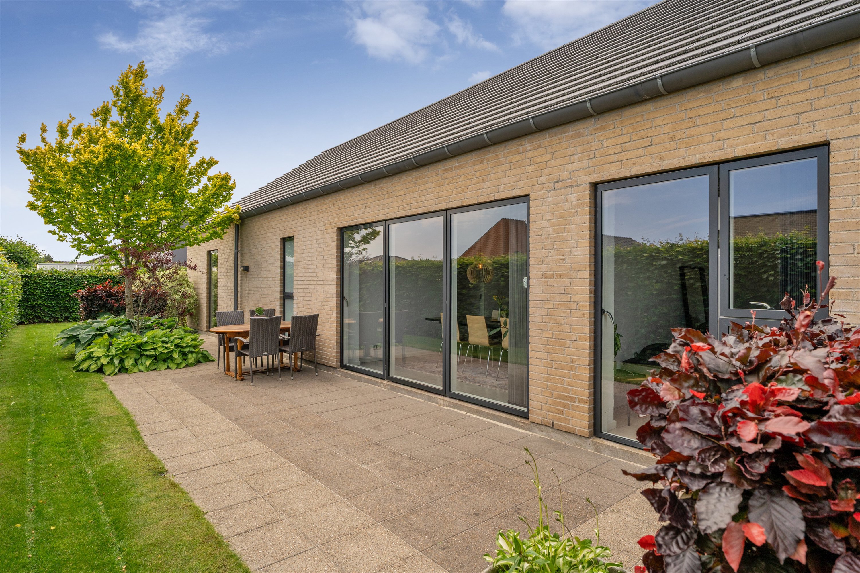 Fremhævet terrasse billede i fuldskærmstilstand. Billede af Lillevang 95, 7190 Billund