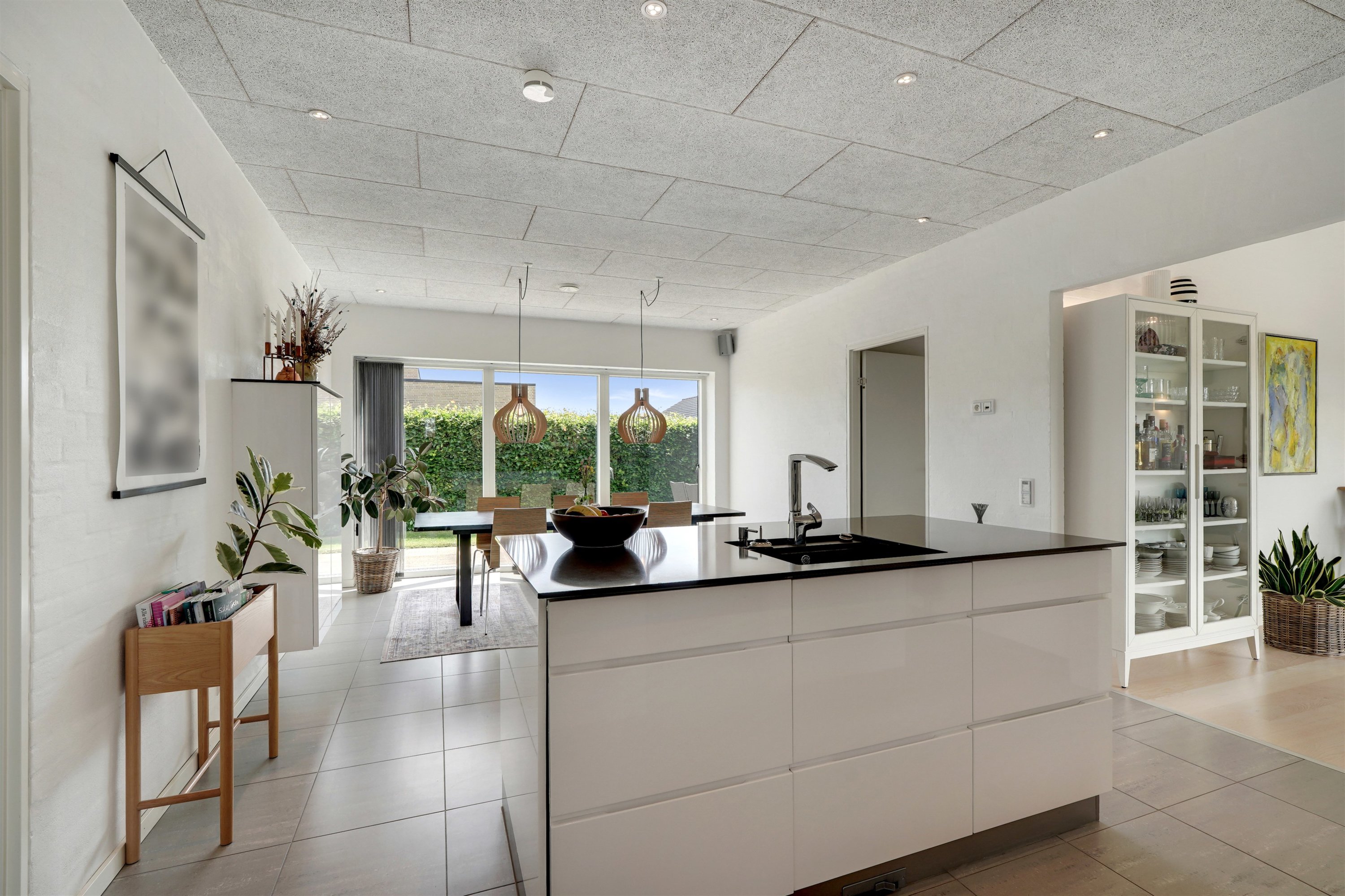 Fremhævet køkken billede i fuldskærmstilstand. Billede af Lillevang 95, 7190 Billund