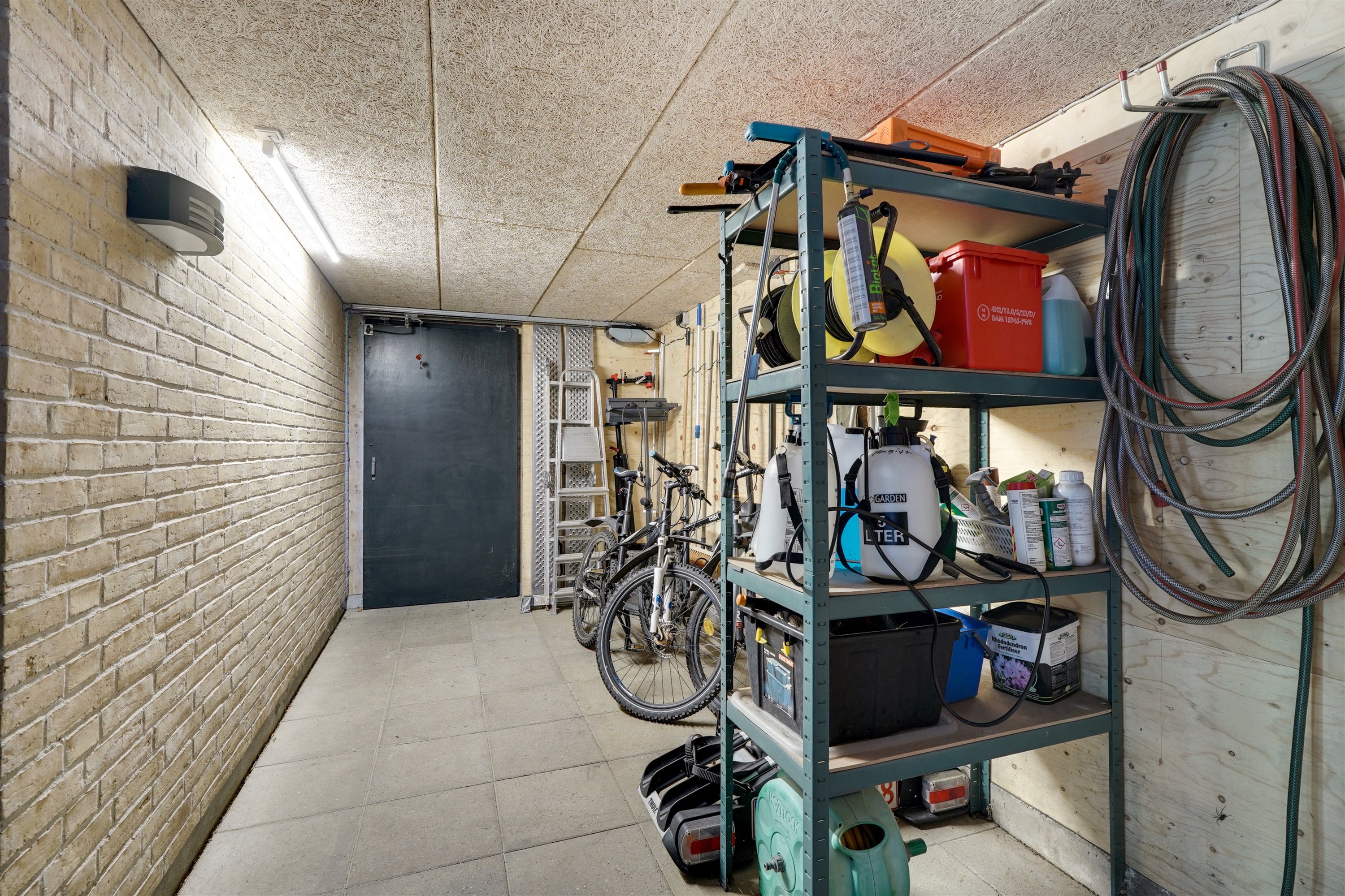 Fremhævet udhus billede i fuldskærmstilstand. Billede af Lillevang 95, 7190 Billund