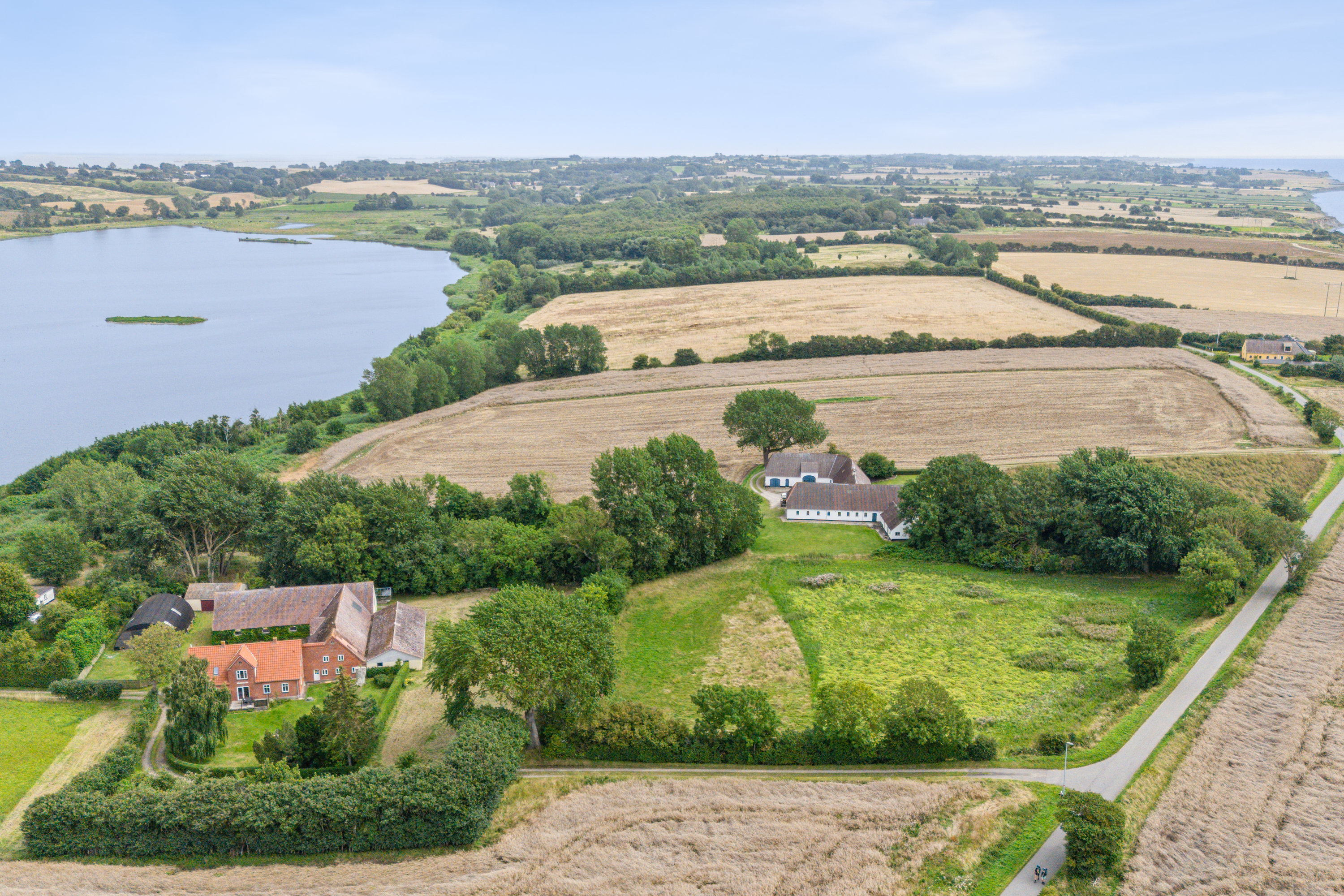 Fremhævet luftfoto billede i fuldskærmstilstand. Billede af Lebymarksvej 12, 5985 Søby Ærø