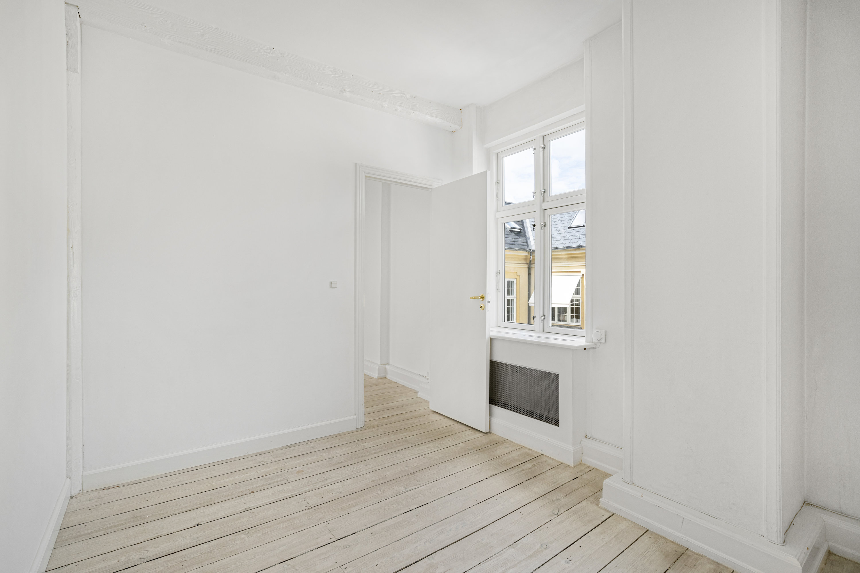 Fremhævet  billede i fuldskærmstilstand. Billede af Niels Hemmingsens Gade 32A, 2. tv., 1153 København K