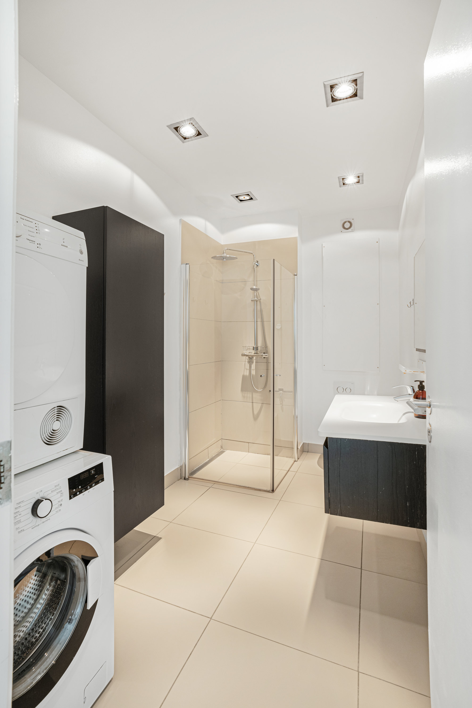 Fremhævet  billede i fuldskærmstilstand. Billede af Niels Hemmingsens Gade 32A, 2. tv., 1153 København K