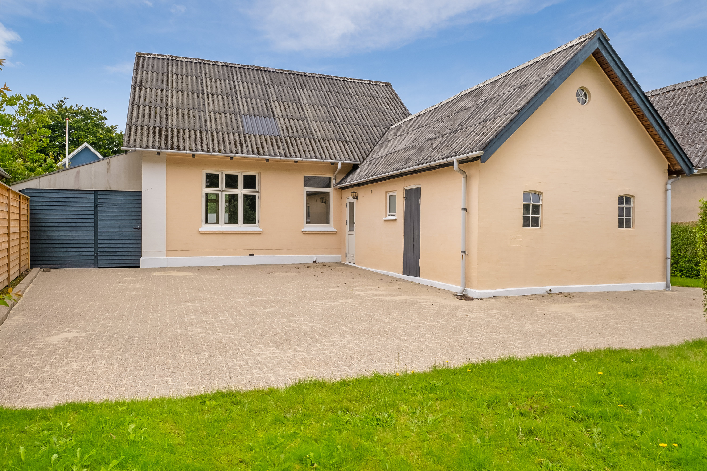 Fremhævet terrasse billede i fuldskærmstilstand. Billede af Buchwaldsvej 12, Tommerup St, 5690 Tommerup