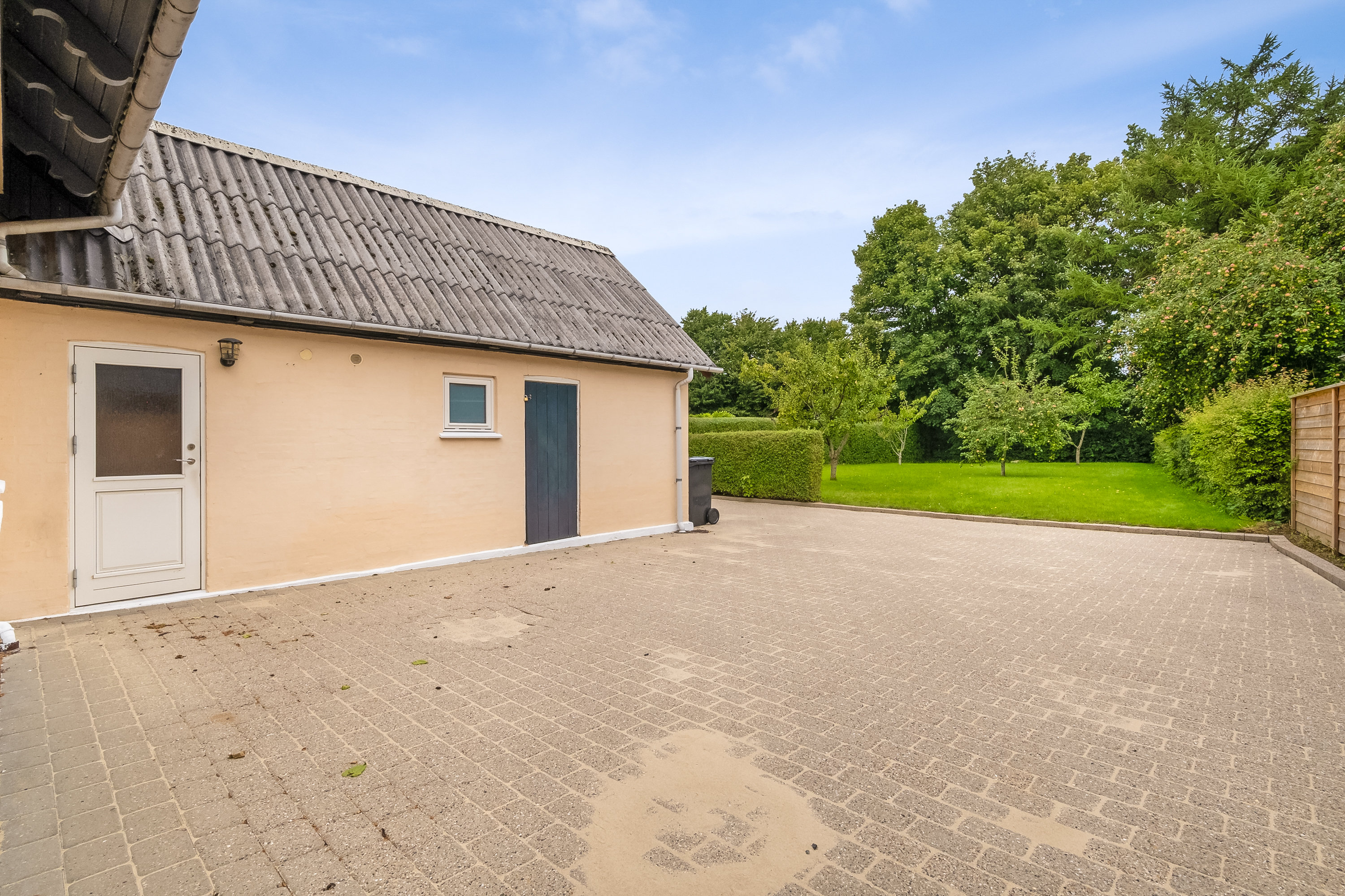 Fremhævet terrasse billede i fuldskærmstilstand. Billede af Buchwaldsvej 12, Tommerup St, 5690 Tommerup