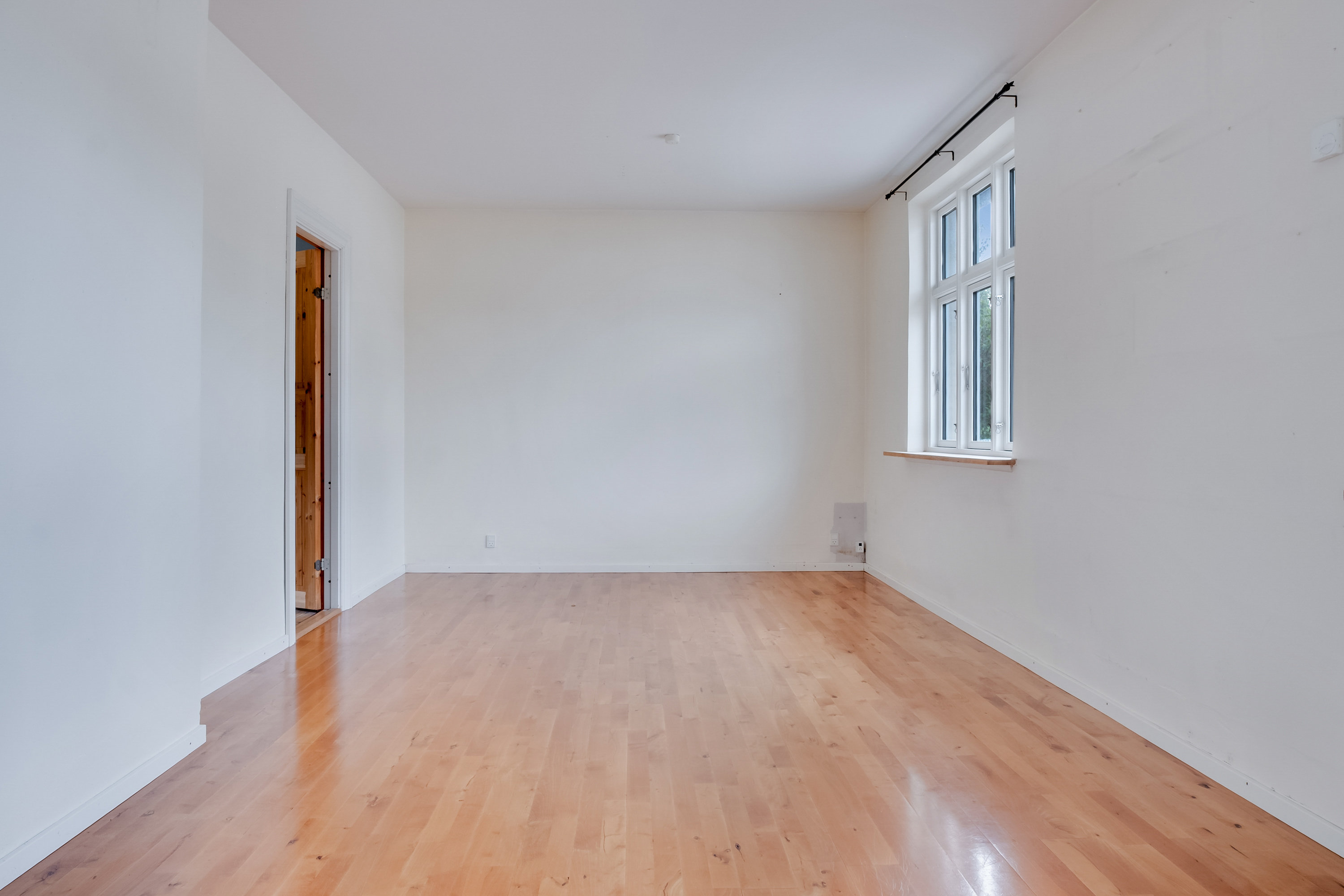 Fremhævet stue billede i fuldskærmstilstand. Billede af Buchwaldsvej 12, Tommerup St, 5690 Tommerup