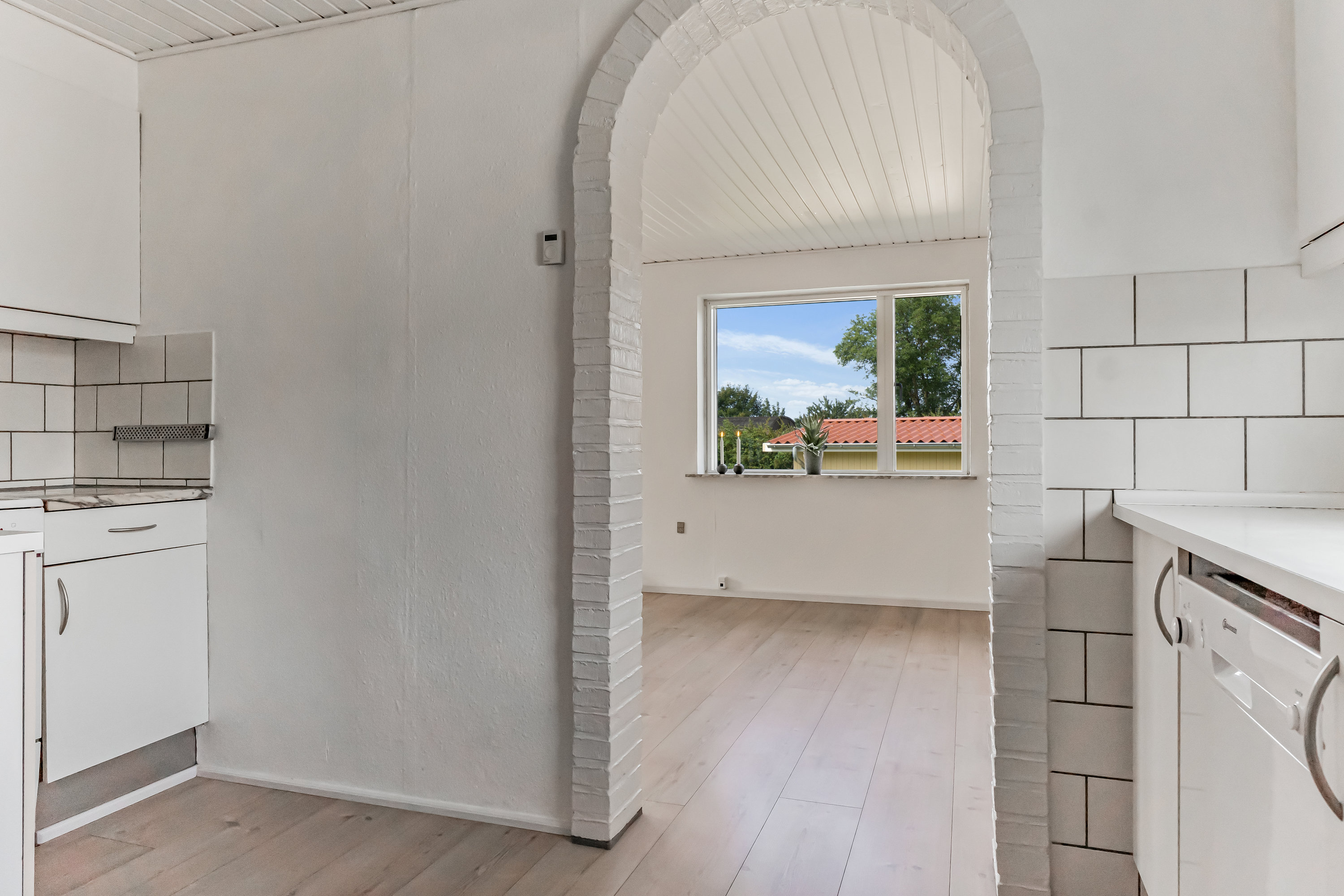 Fremhævet køkken billede i fuldskærmstilstand. Billede af Birkevej 5, 4270 Høng