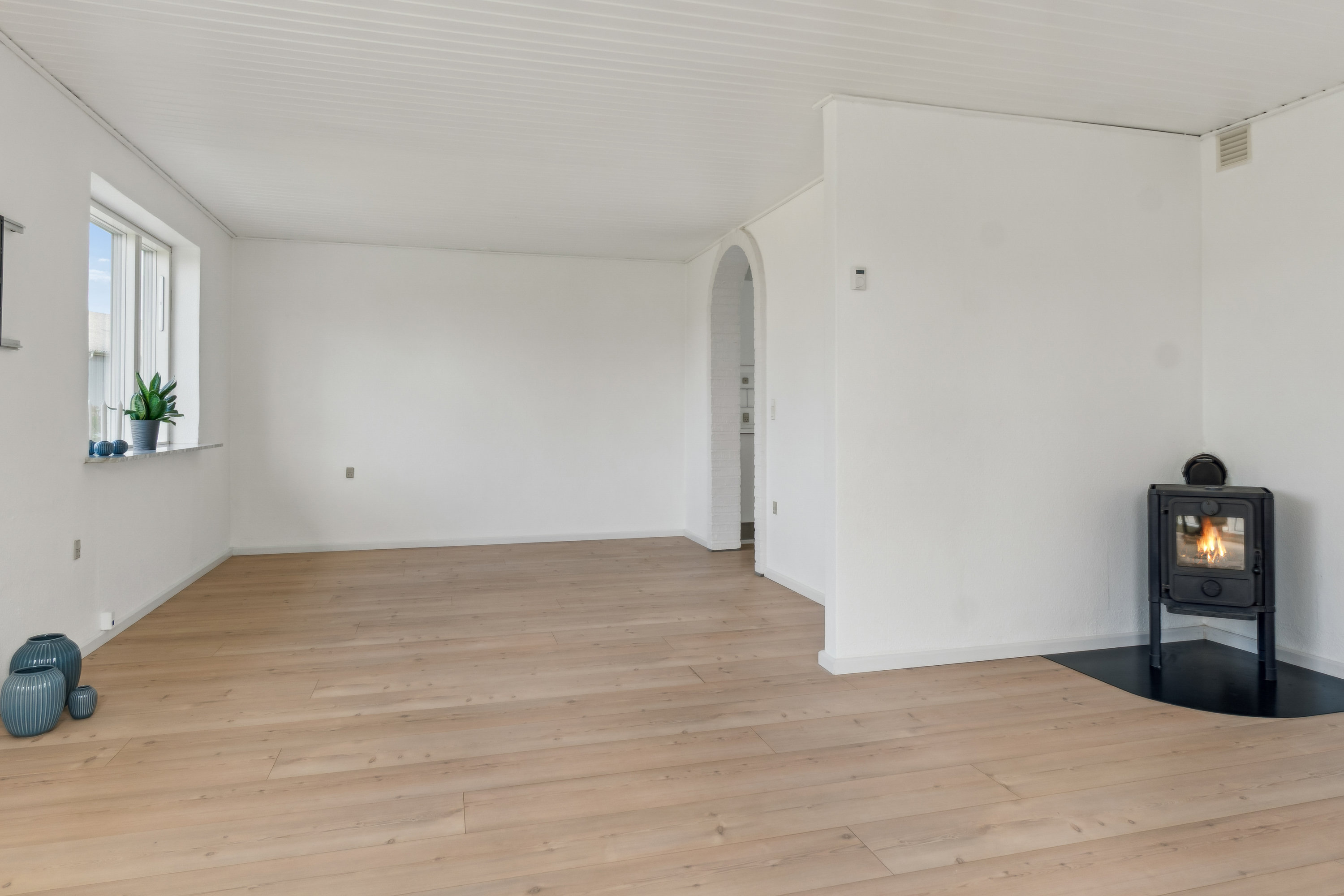 Fremhævet stue billede i fuldskærmstilstand. Billede af Birkevej 5, 4270 Høng