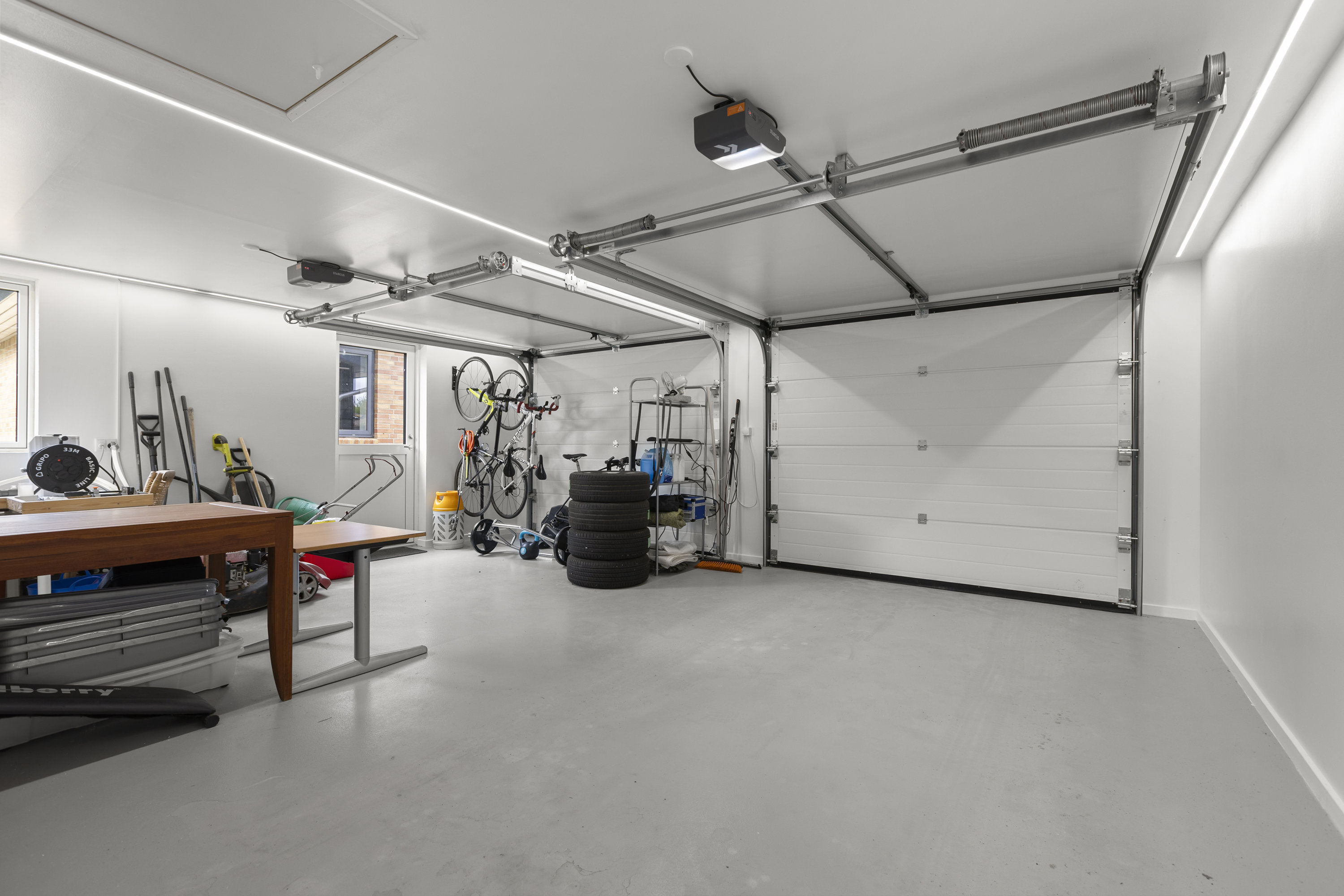 Fremhævet garage billede i fuldskærmstilstand. Billede af Kildevej 24, 4130 Viby Sjælland