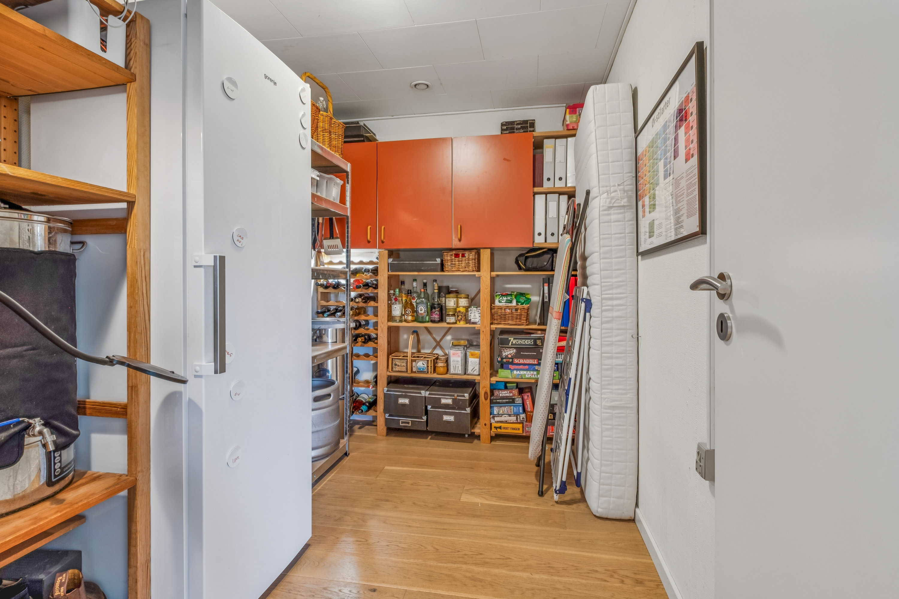 Fremhævet værelse billede i fuldskærmstilstand. Billede af Præstevænget 10, 8732 Hovedgård