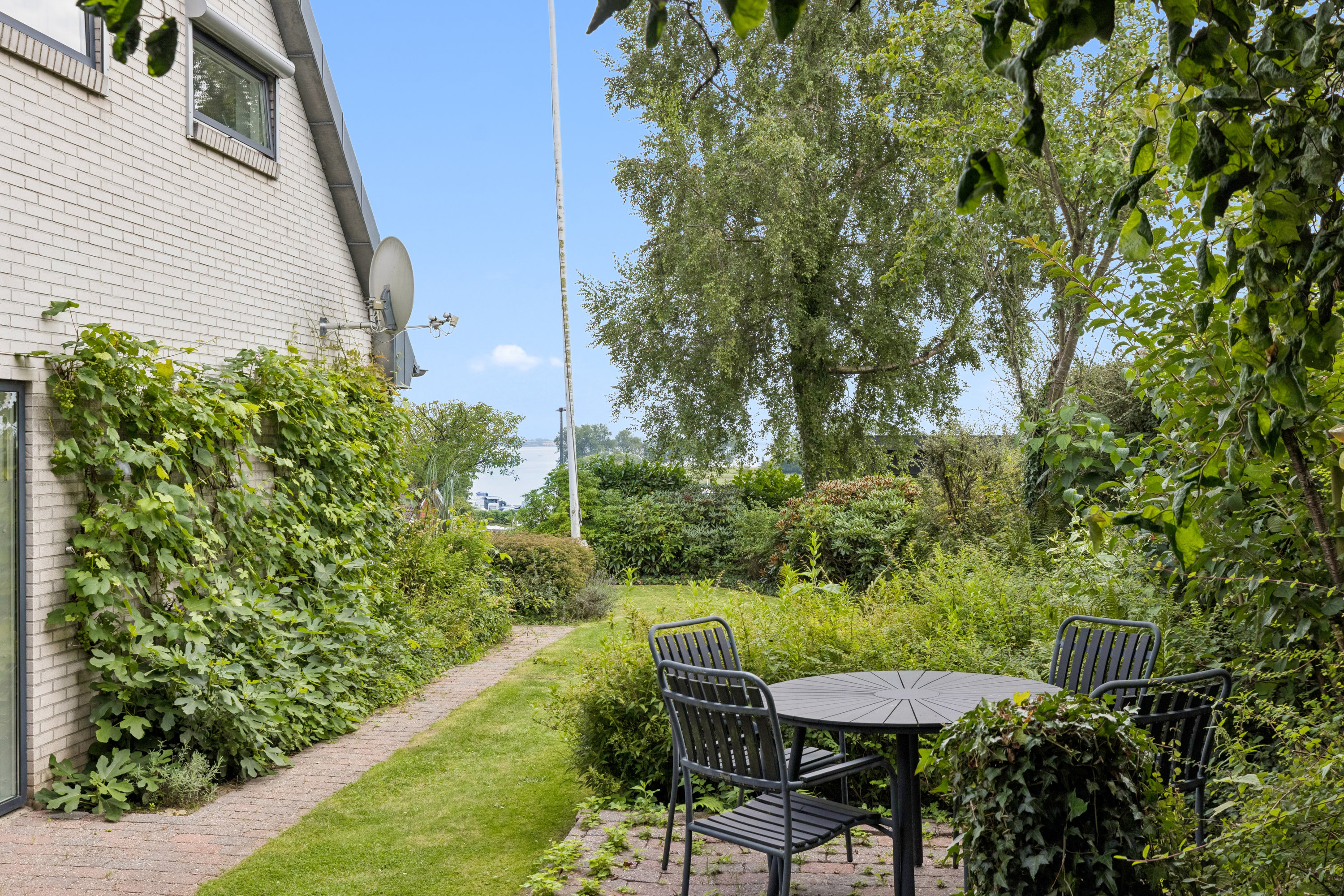 Fremhævet have billede i fuldskærmstilstand. Billede af Bækbjerg 8, Rinkenæs, 6300 Gråsten