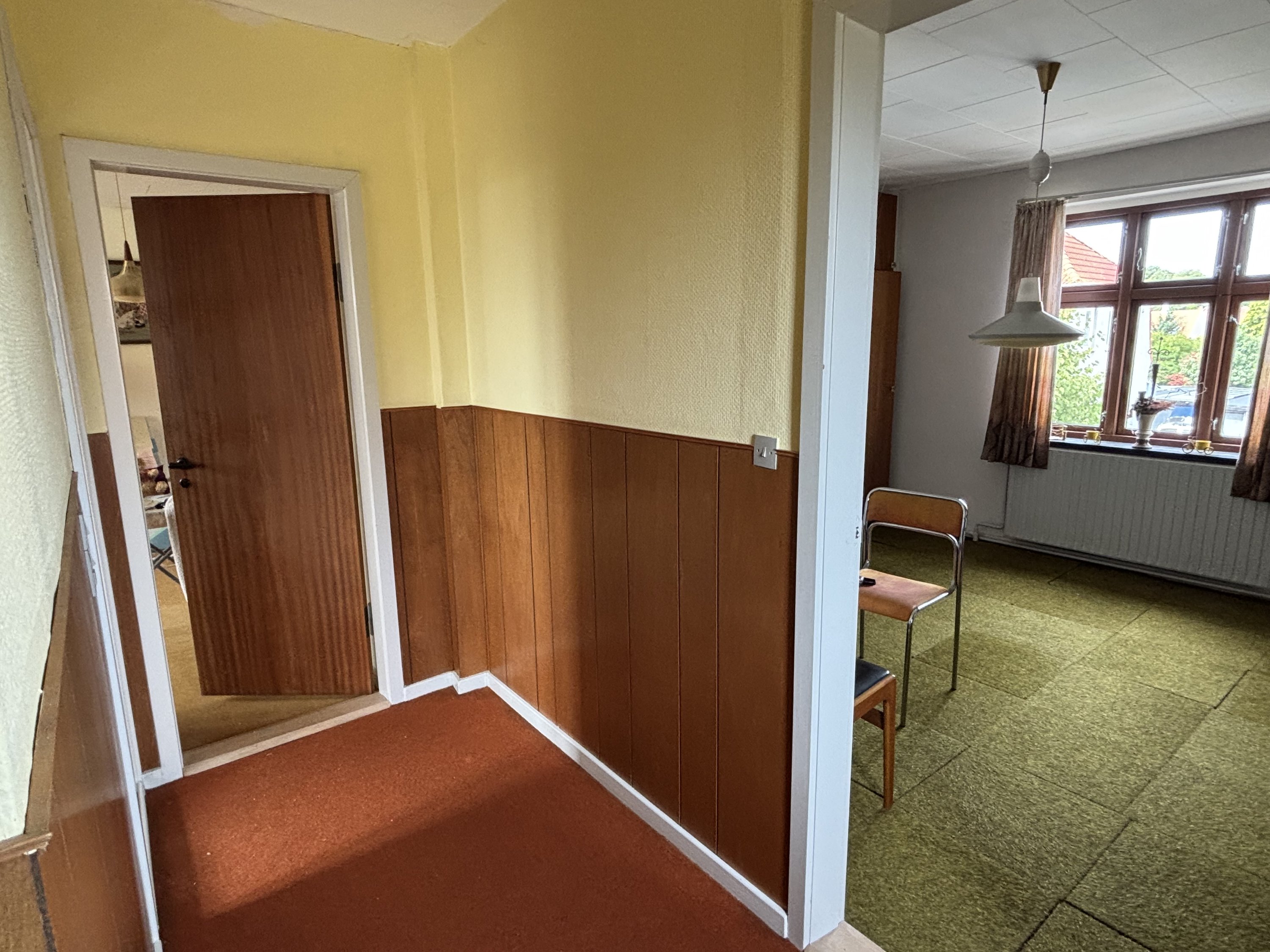 Fremhævet gang billede i fuldskærmstilstand. Billede af Skovsgårdsvej 1, 4900 Nakskov