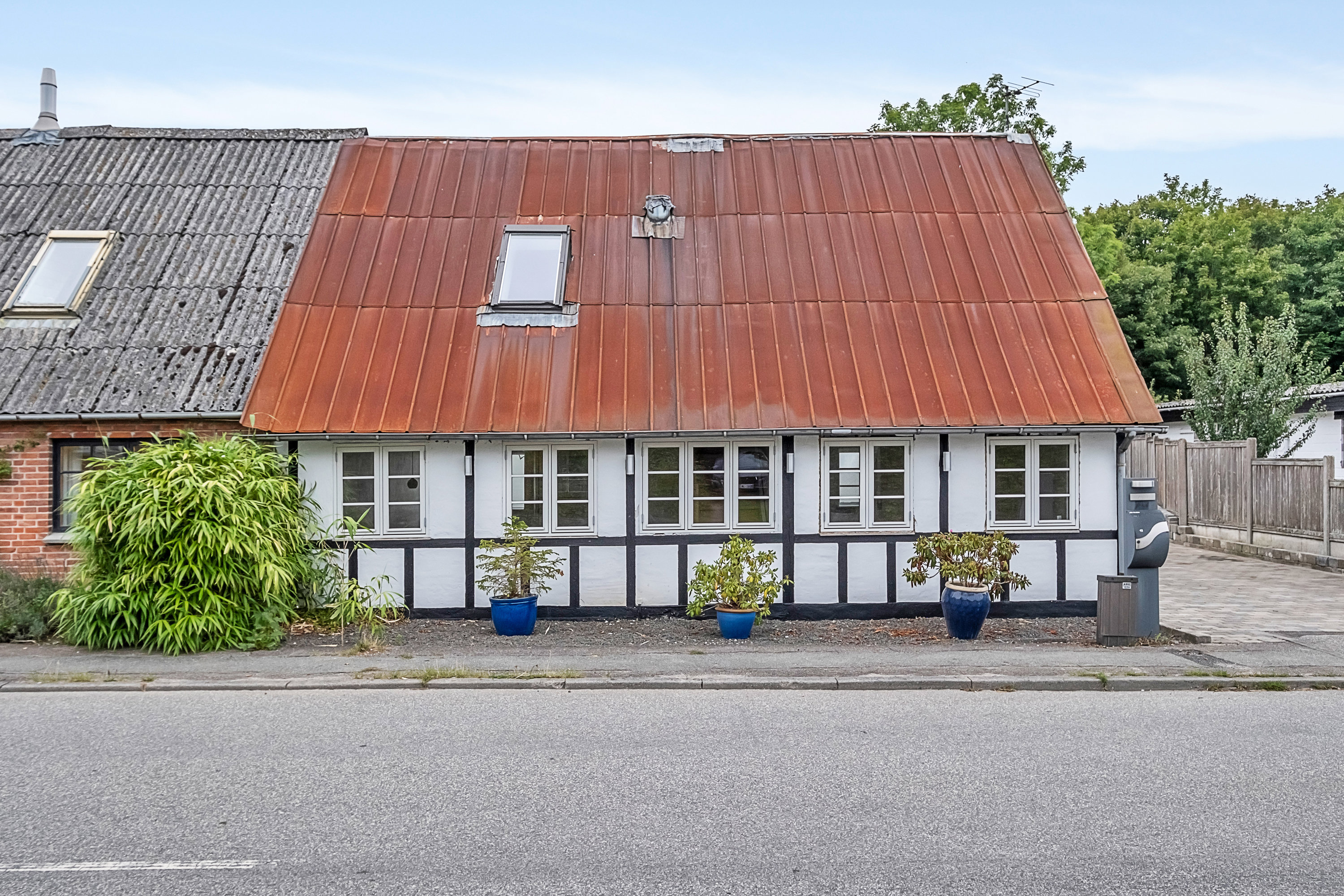 Fremhævet facade billede i fuldskærmstilstand. Billede af Elstedvej 49, Terp, 8200 Aarhus N