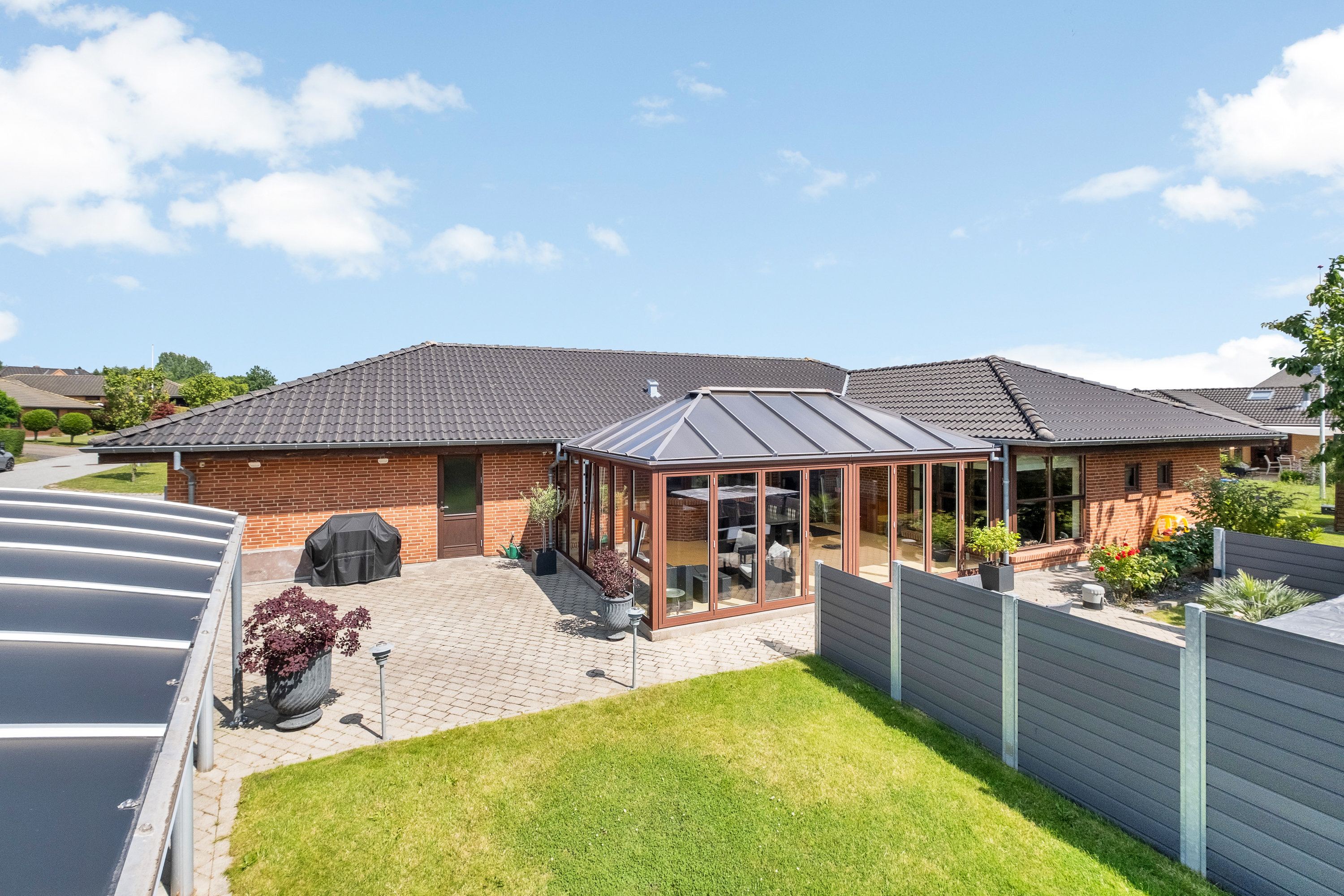 Miniaturebillede 1: facade. Billede af Blåbærhaven 47, 8520 Lystrup