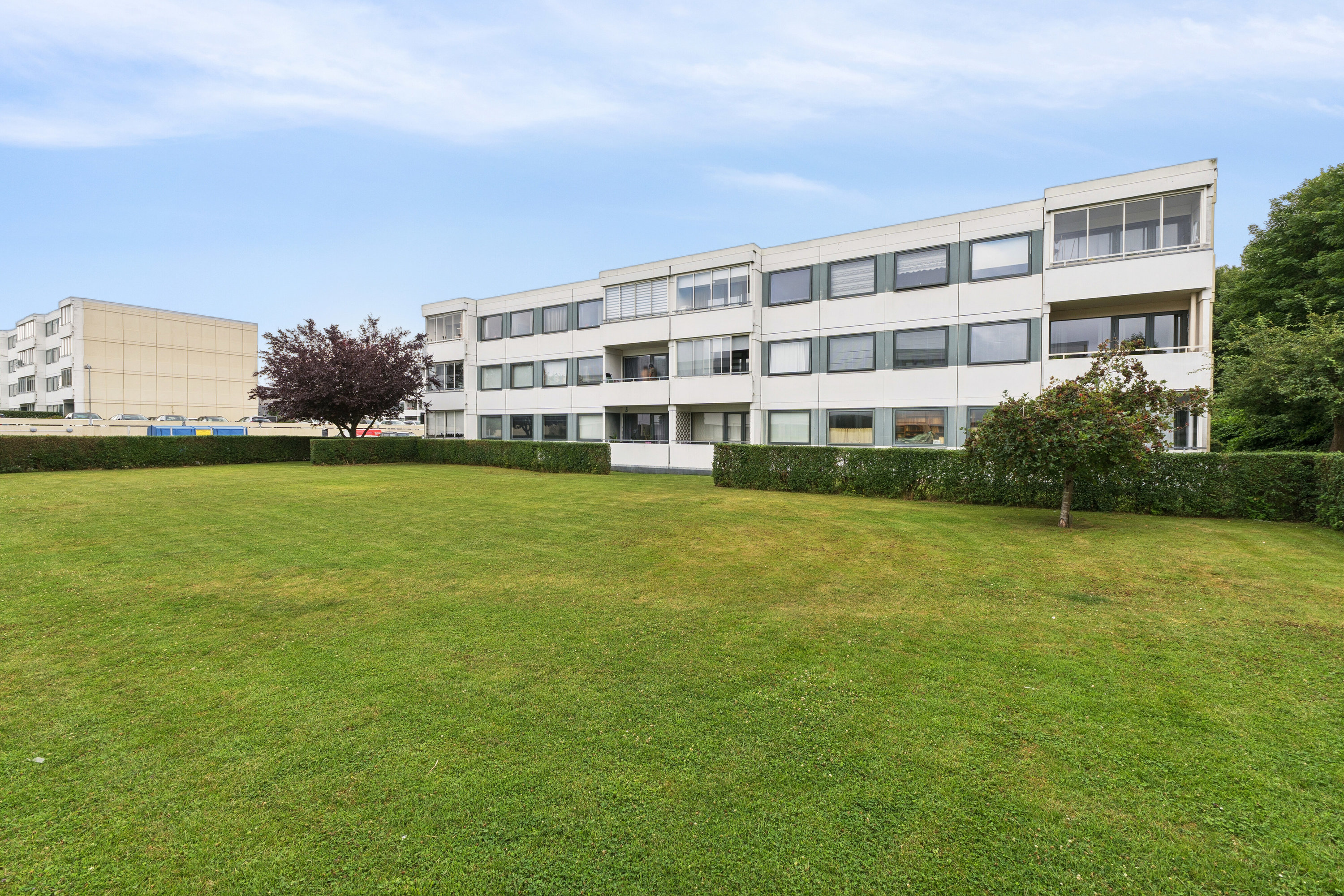 Fremhævet set fra haven billede i fuldskærmstilstand. Billede af Langelunden 9, 1. mf., Niverød, 2990 Nivå