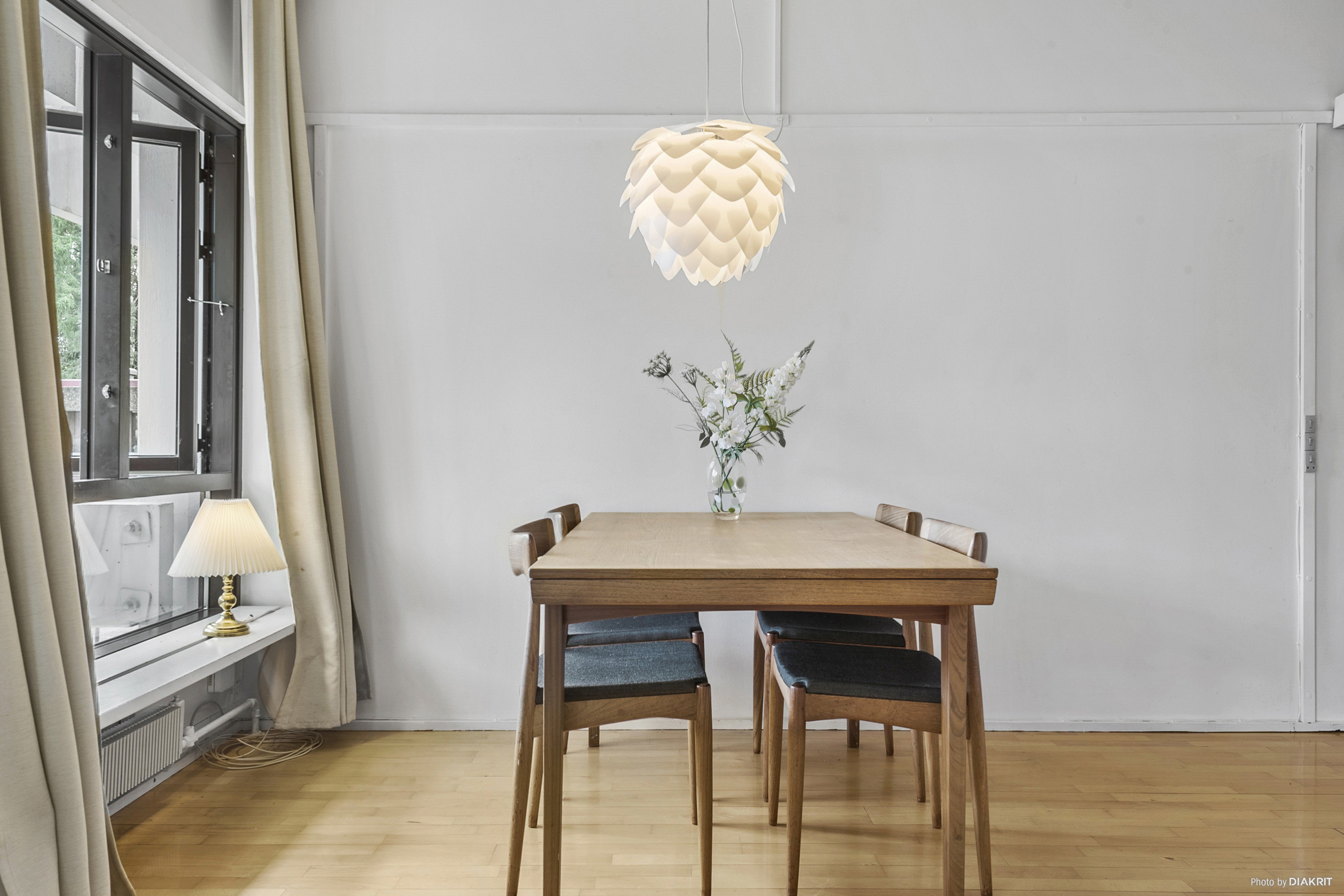 Fremhævet spisestue billede i fuldskærmstilstand. Billede af Sandmarksbo 1, 1. 114., 4600 Køge