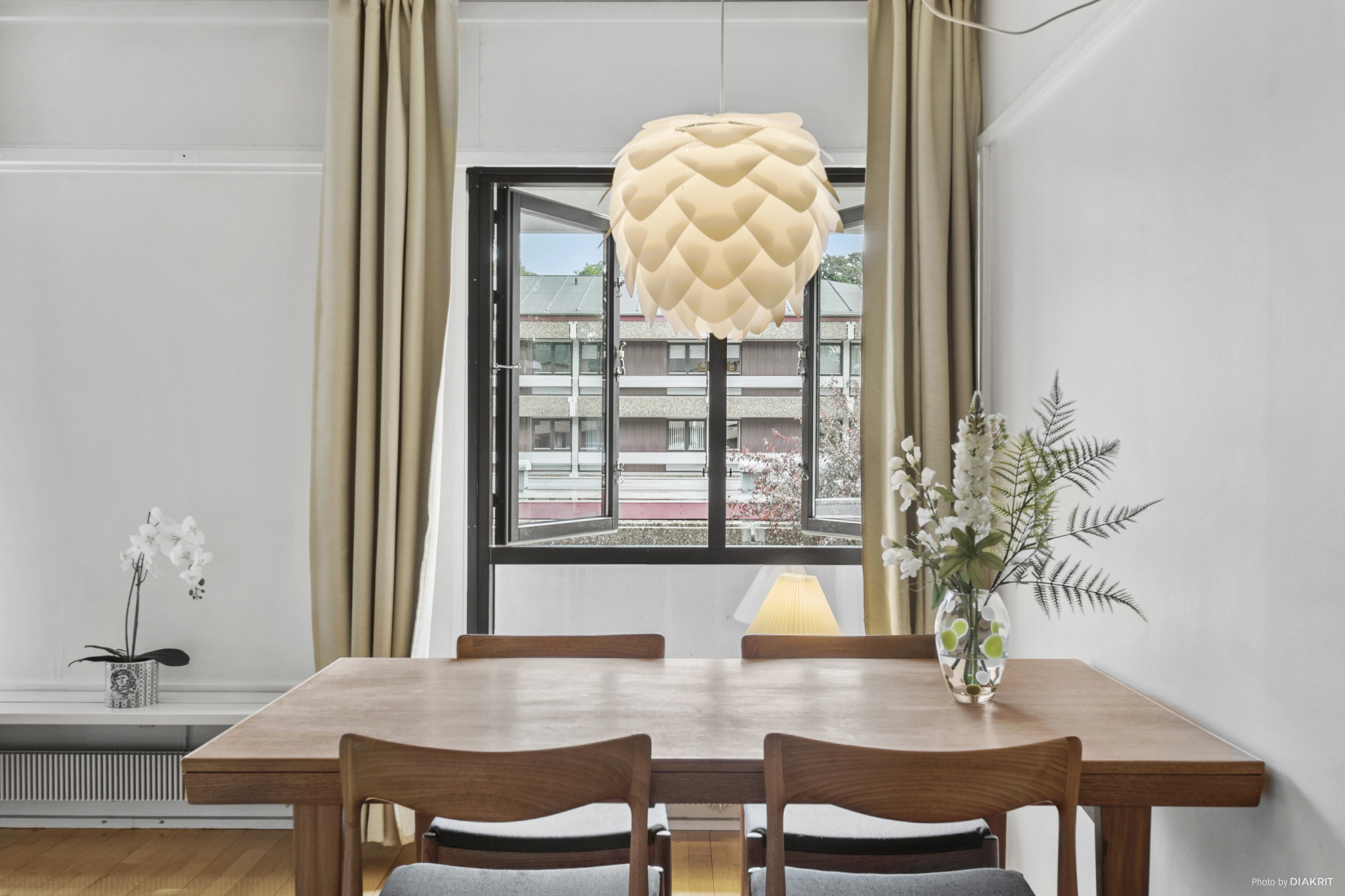 Fremhævet spisestue billede i fuldskærmstilstand. Billede af Sandmarksbo 1, 1. 114., 4600 Køge