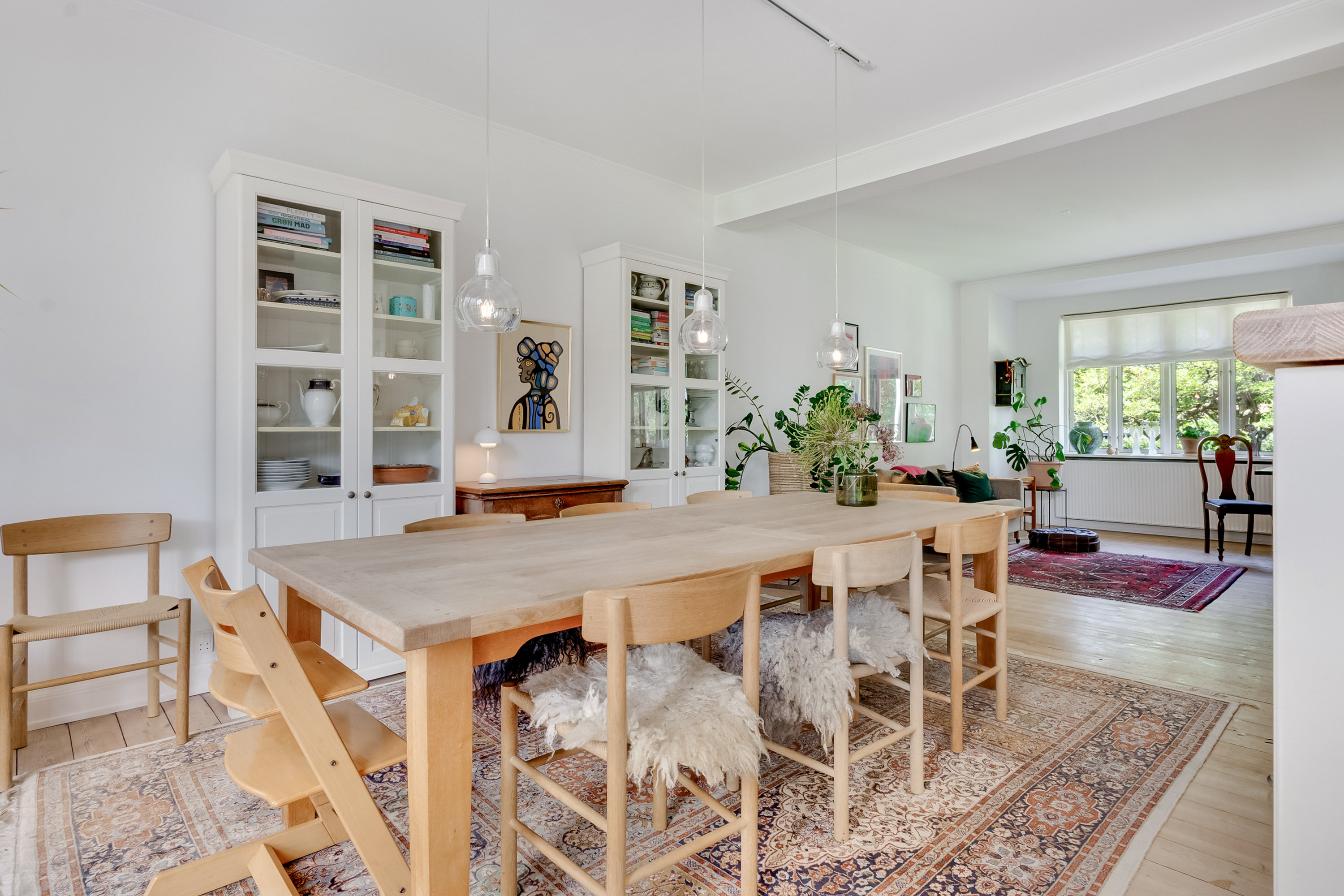 Fremhævet spisestue billede i fuldskærmstilstand. Billede af Kastanievej 8, 5230 Odense M