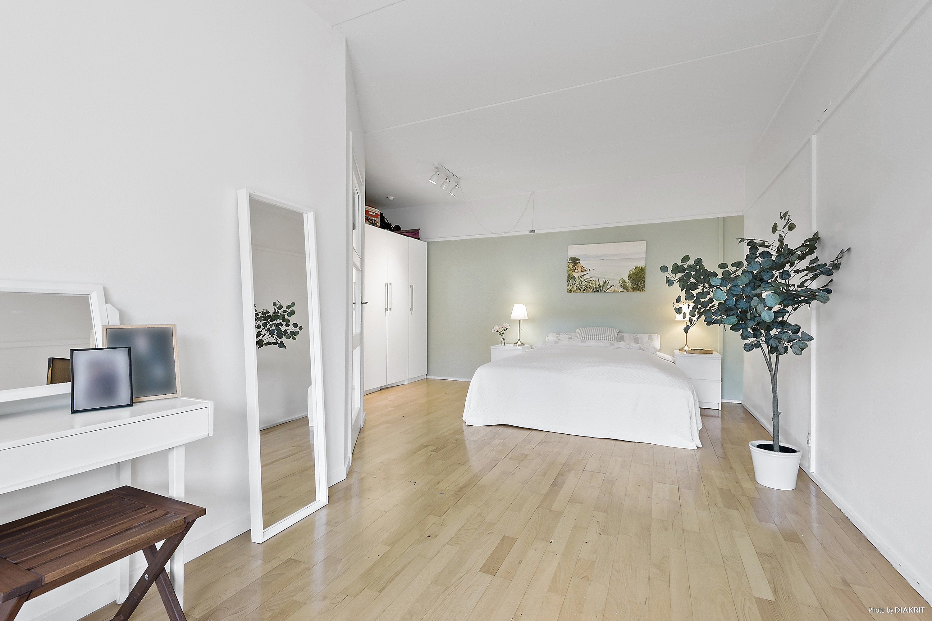 Fremhævet soveværelse billede i fuldskærmstilstand. Billede af Sandmarksbo 1, 1. 114., 4600 Køge