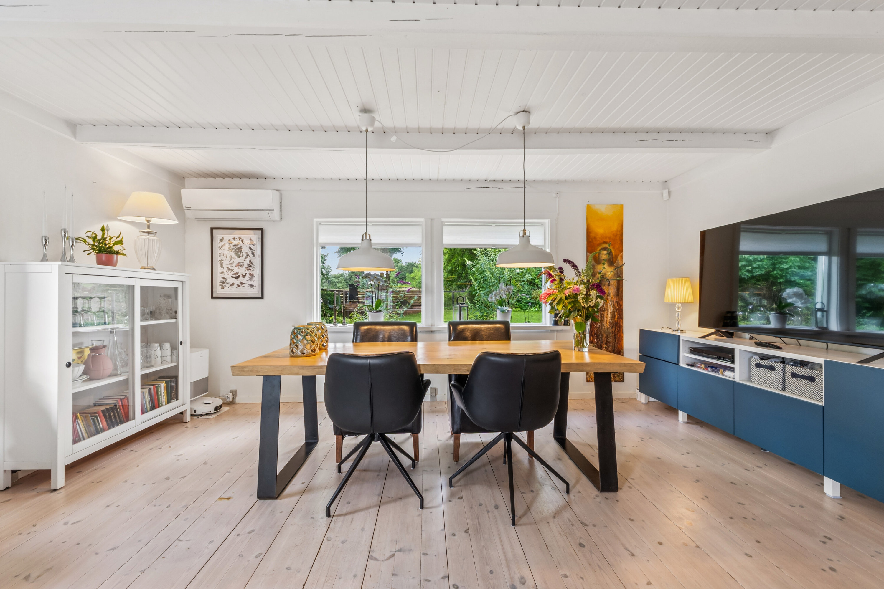 Fremhævet spisestue billede i fuldskærmstilstand. Billede af Kettingevej 23, 2970 Hørsholm