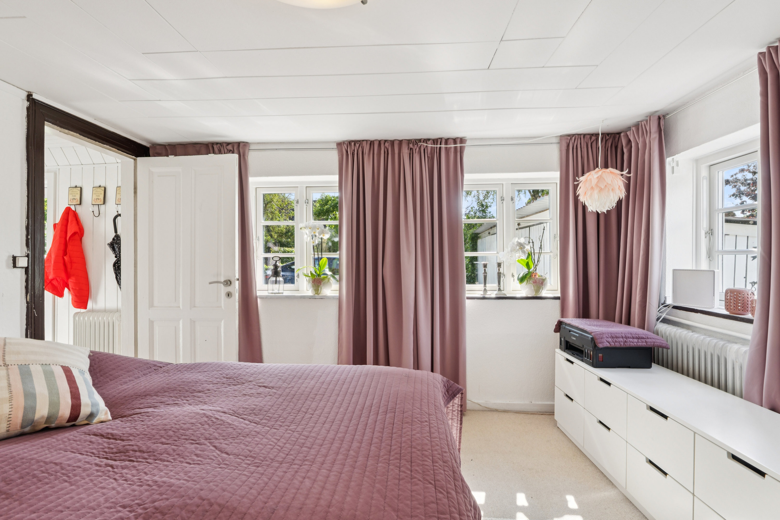 Fremhævet soveværelse billede i fuldskærmstilstand. Billede af Kettingevej 23, 2970 Hørsholm