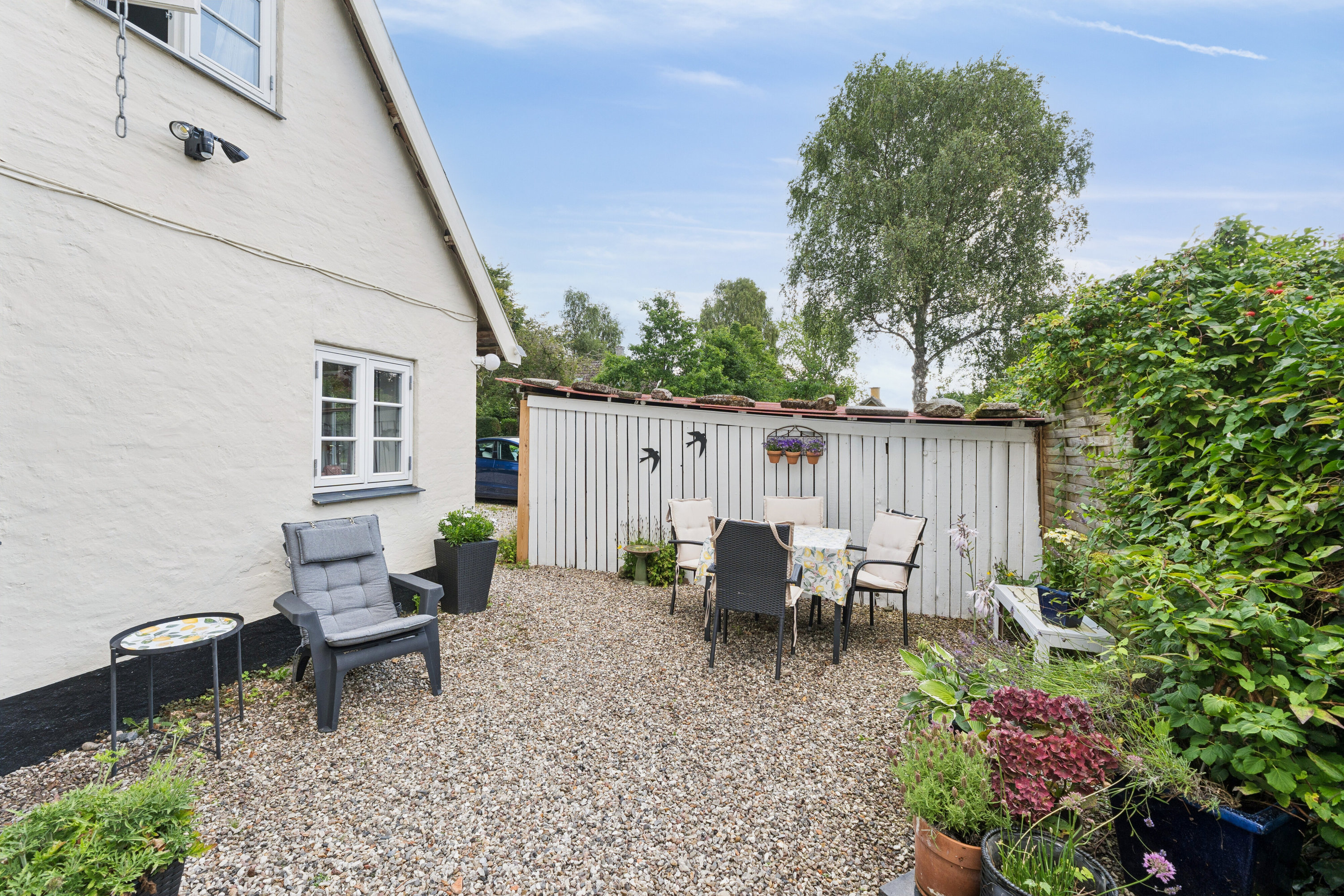 Fremhævet set fra haven billede i fuldskærmstilstand. Billede af Kettingevej 23, 2970 Hørsholm