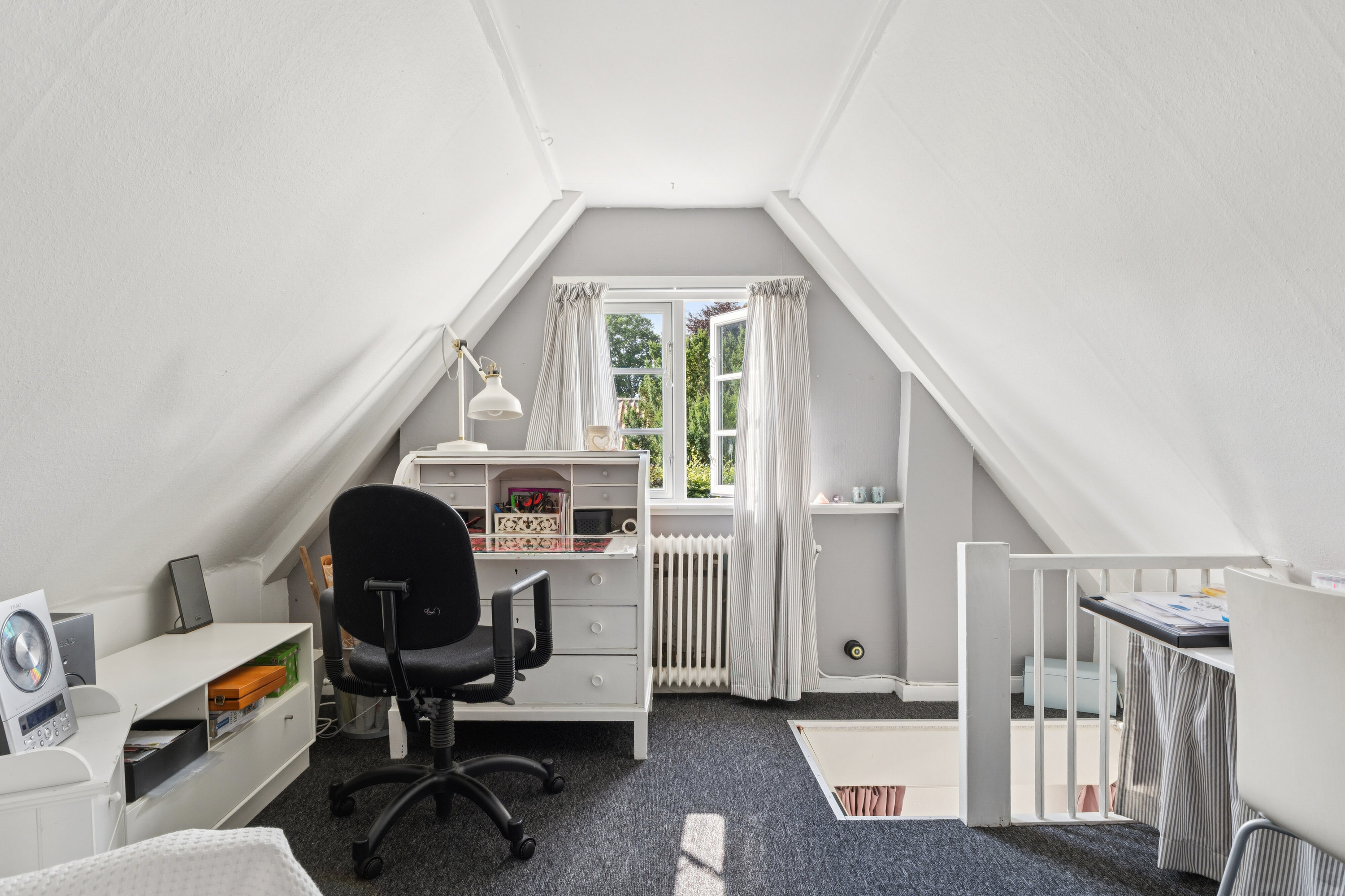 Fremhævet arbejdsværelse billede i fuldskærmstilstand. Billede af Kettingevej 23, 2970 Hørsholm