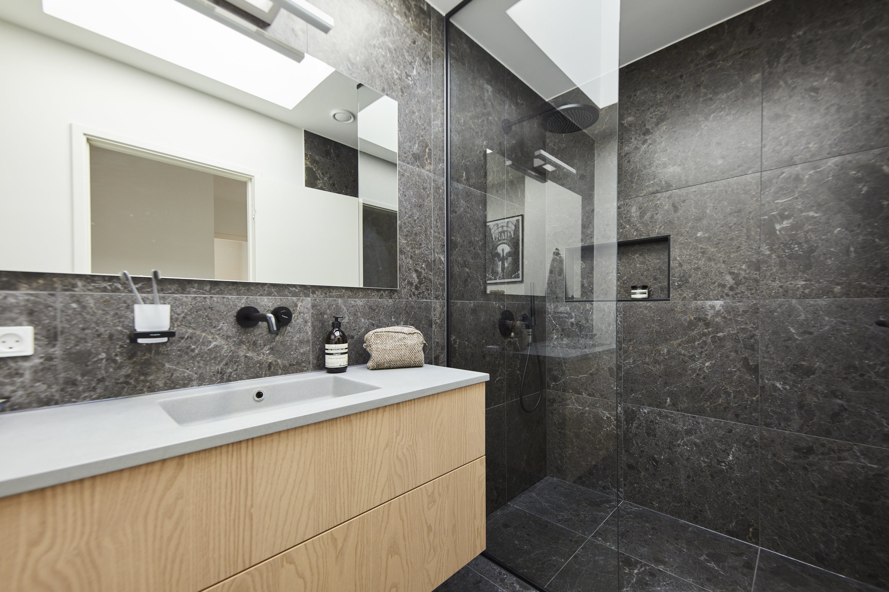 Fremhævet  billede i fuldskærmstilstand. Billede af Løvehalen 40, 8700 Horsens