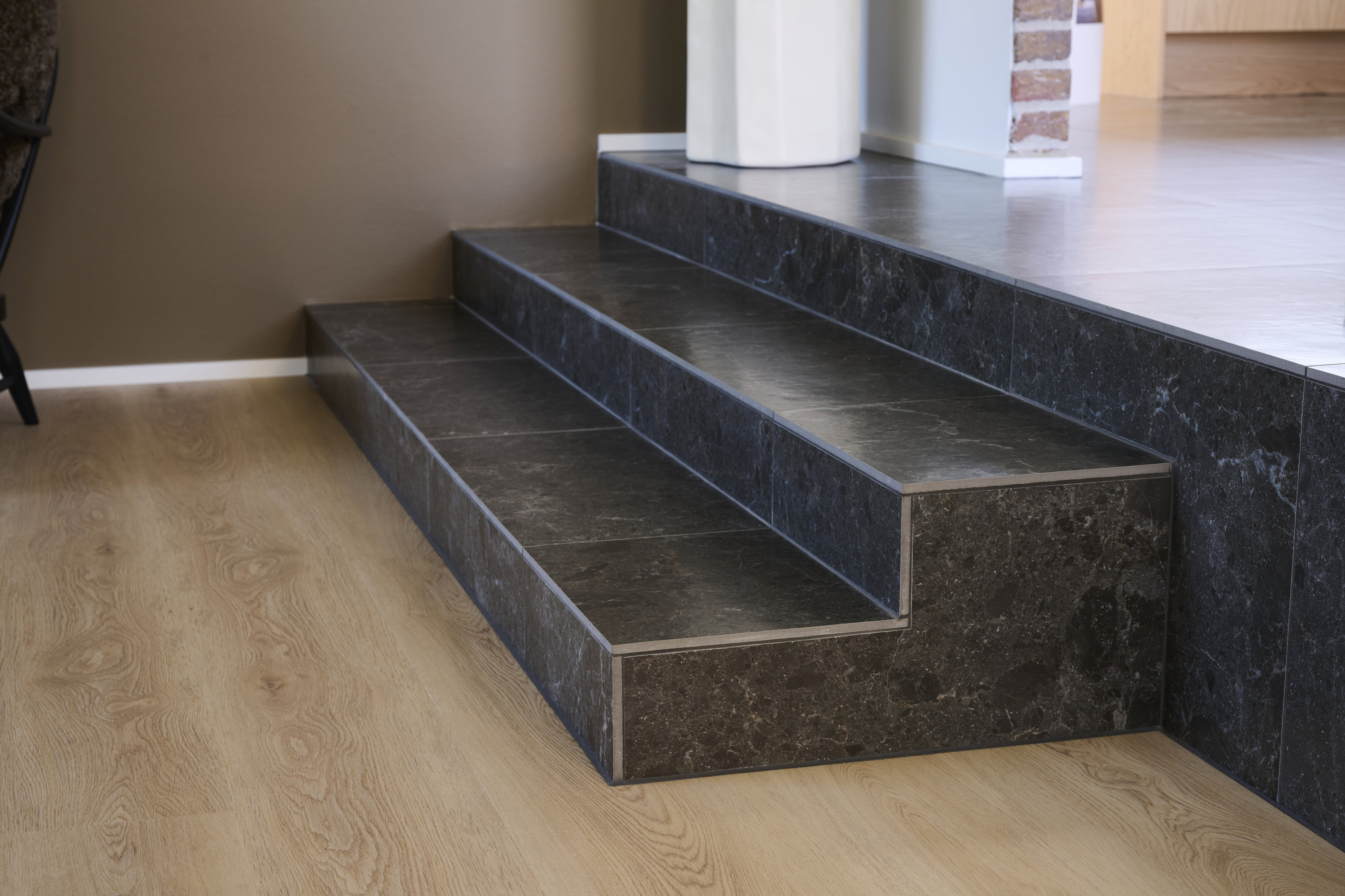 Fremhævet  billede i fuldskærmstilstand. Billede af Løvehalen 40, 8700 Horsens