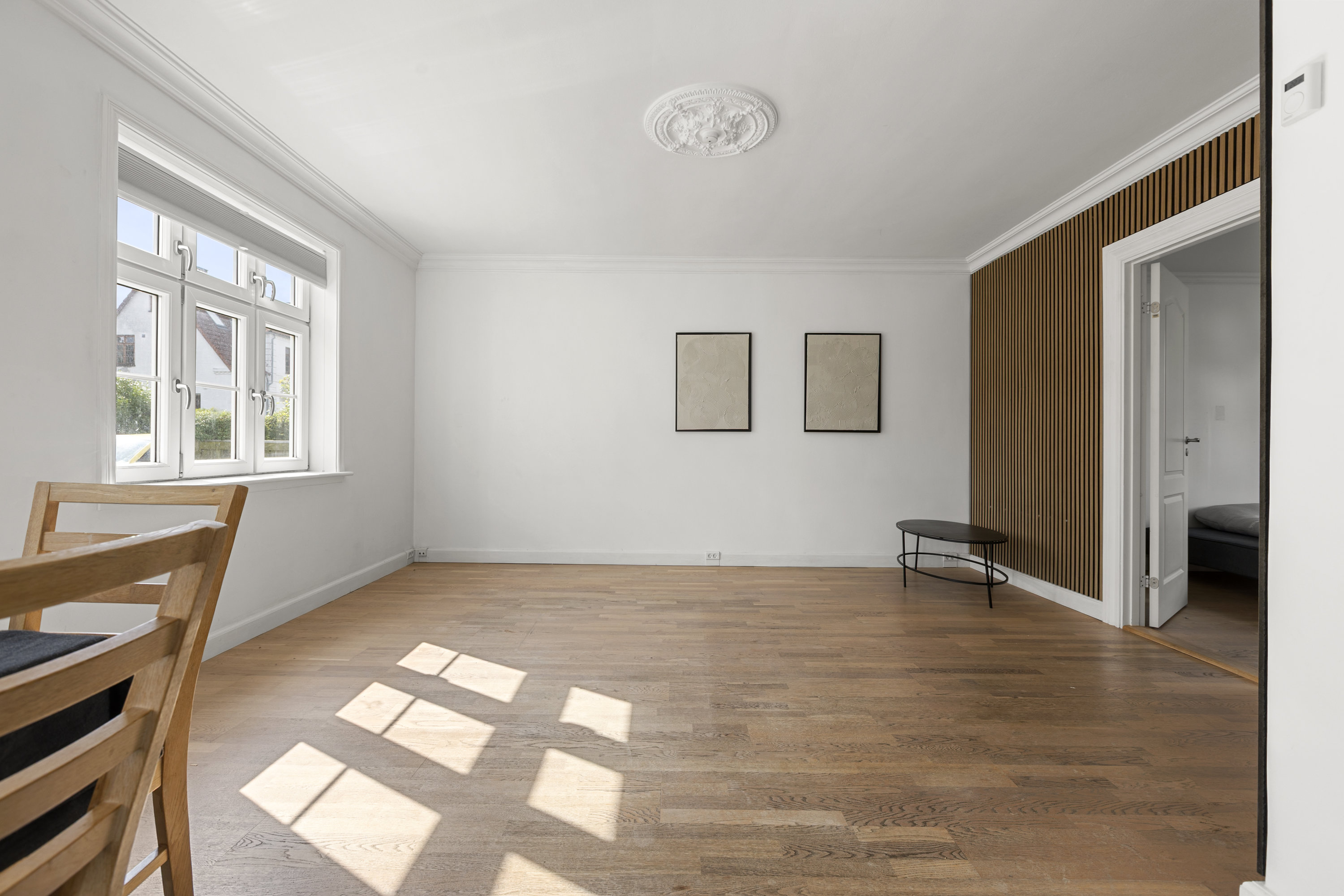 Fremhævet stue billede i fuldskærmstilstand. Billede af Elmevej 4, st.., Slagelse, 4200 Slagelse