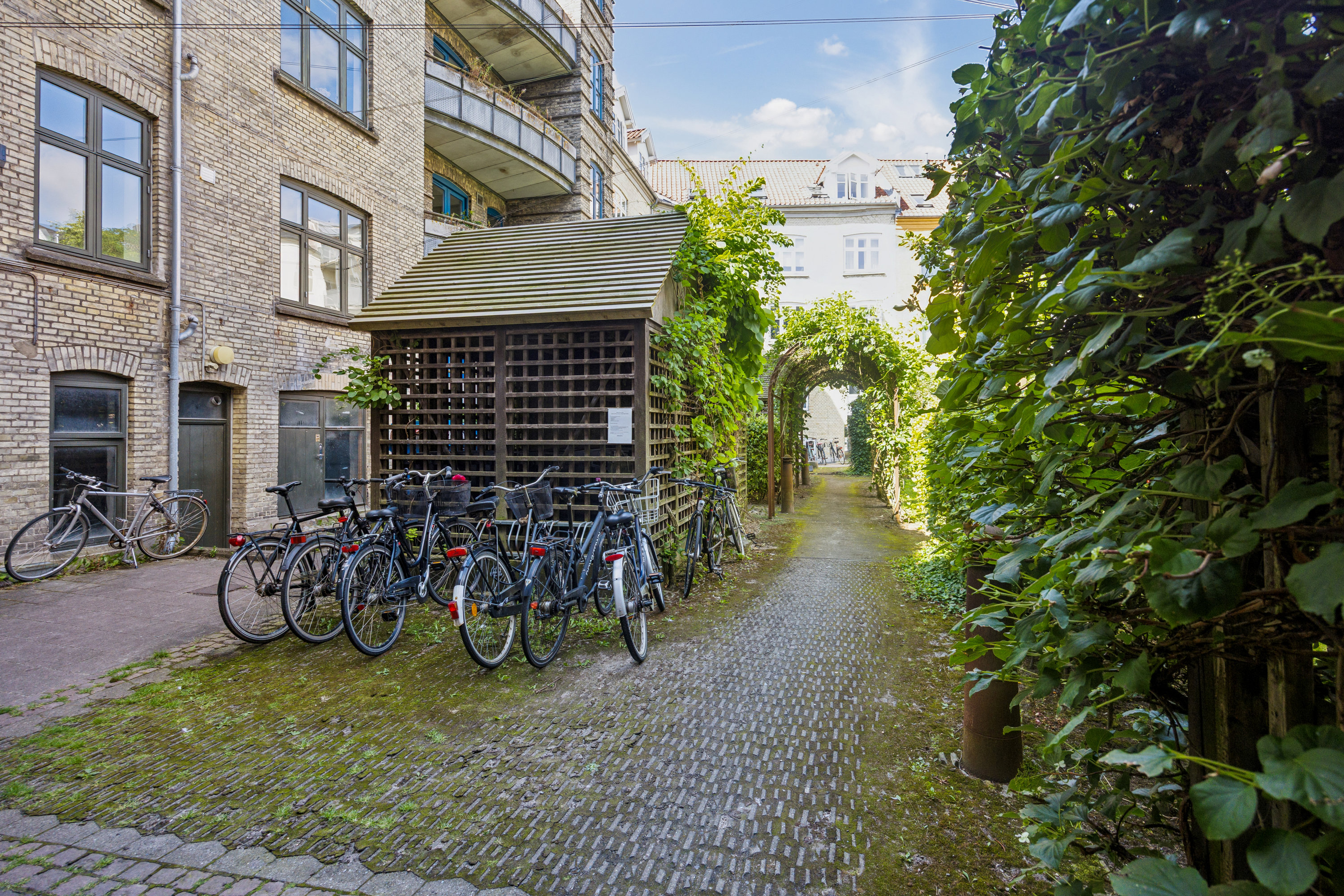 Fremhævet ejendom 1 billede i fuldskærmstilstand. Billede af Christiansgade 35, 1. tv., 9000 Aalborg