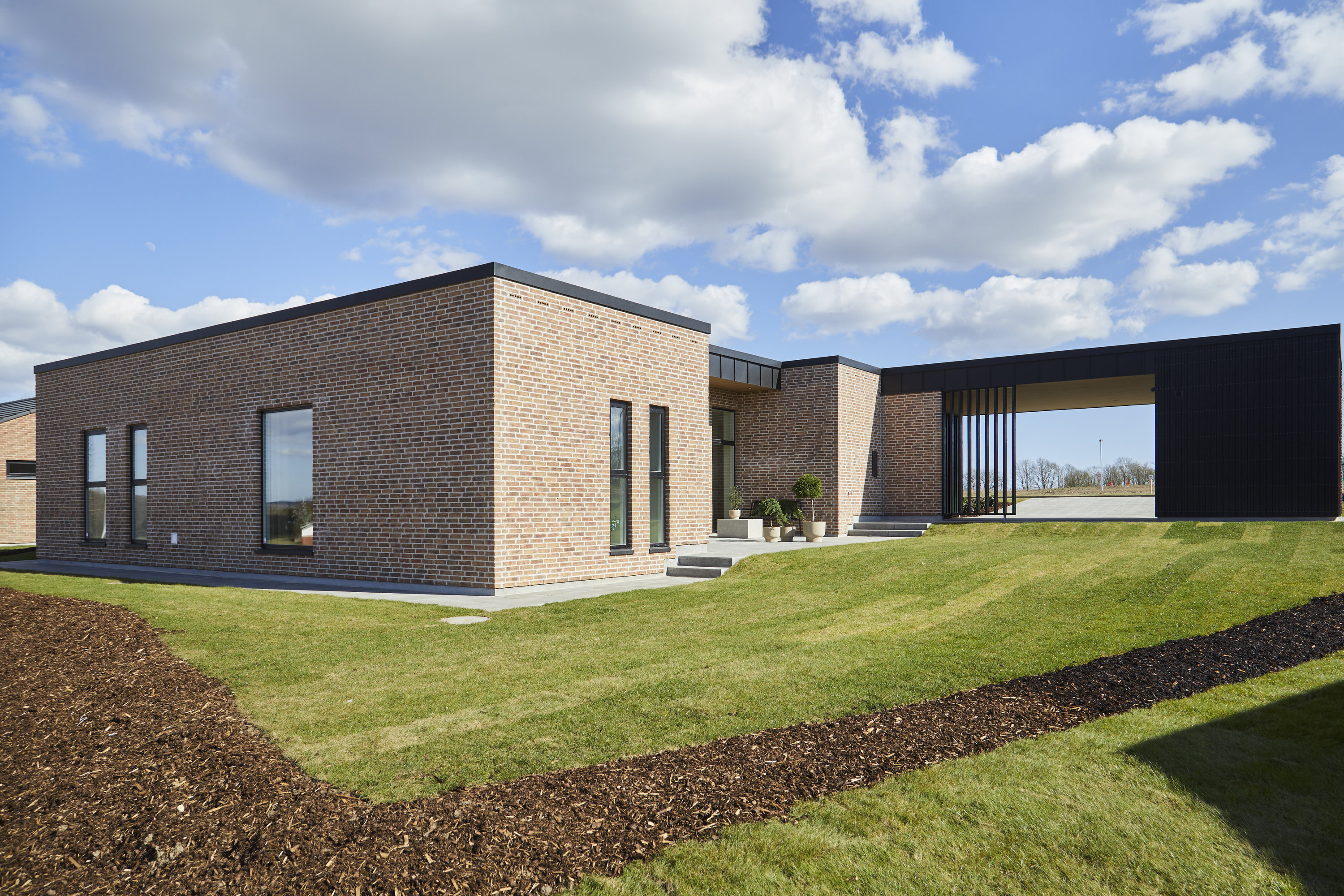 Fremhævet  billede i fuldskærmstilstand. Billede af Løvehalen 40, 8700 Horsens