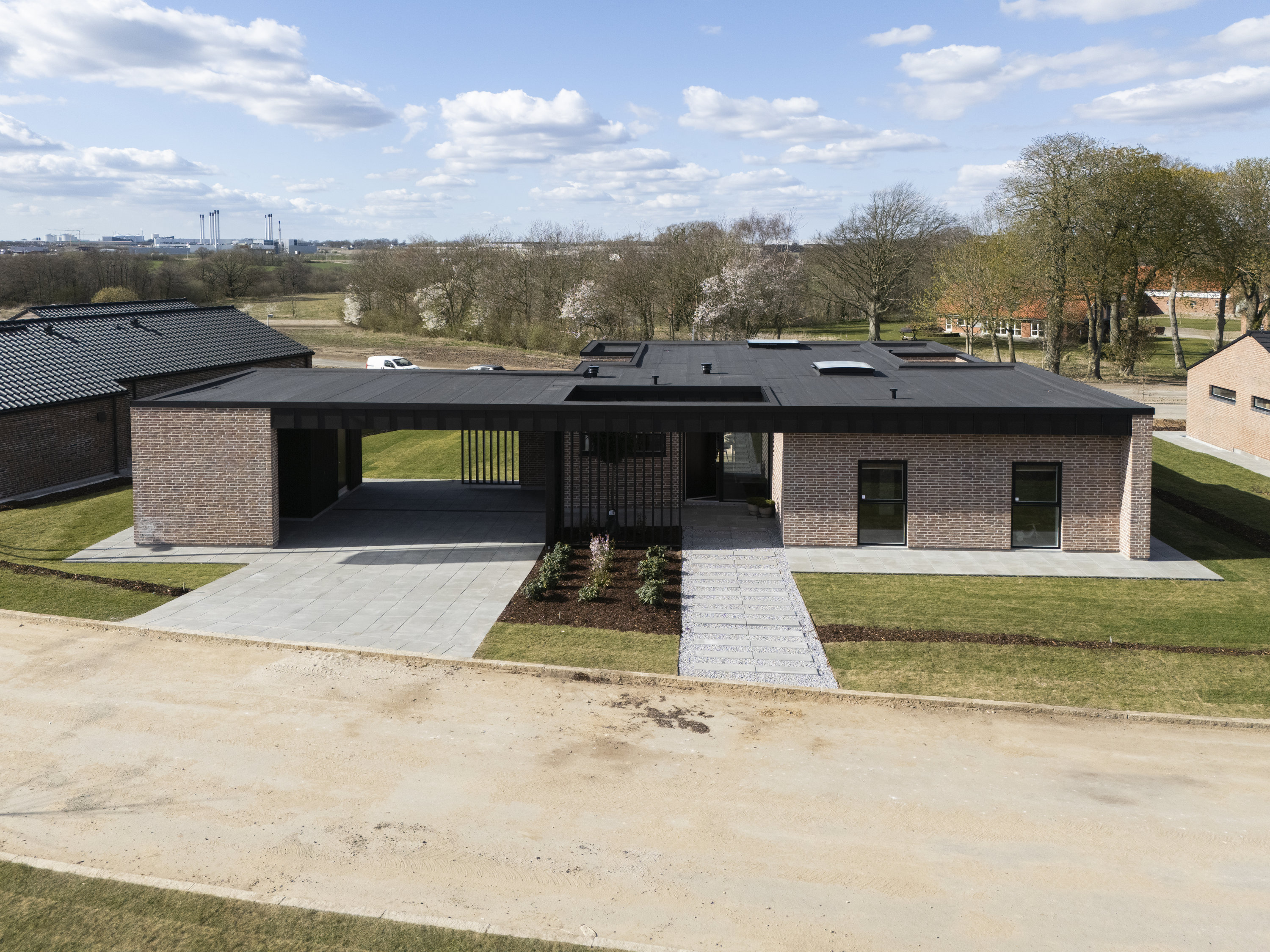 Fremhævet  billede i fuldskærmstilstand. Billede af Løvehalen 40, 8700 Horsens