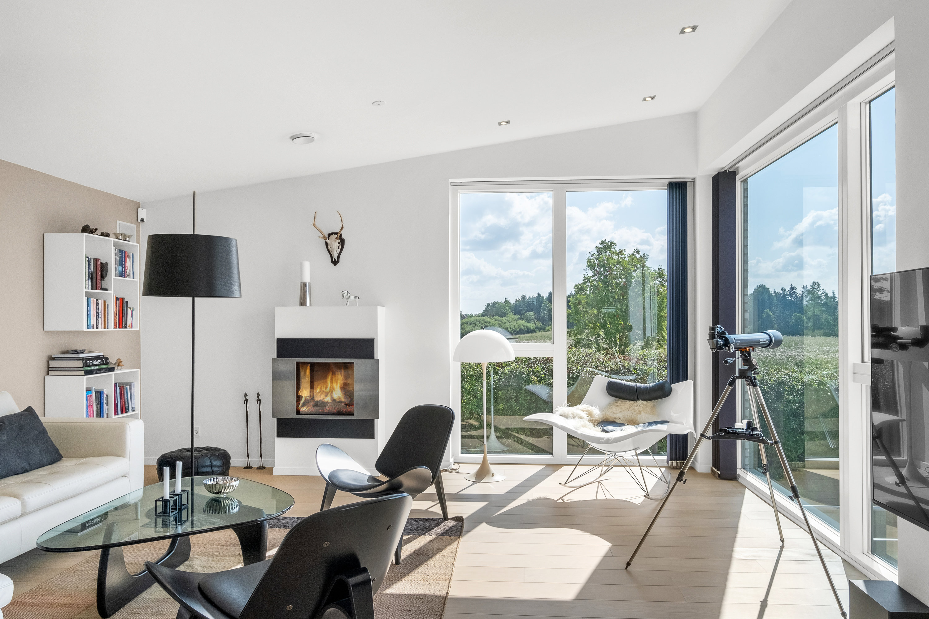 Fremhævet stue billede i fuldskærmstilstand. Billede af Elmehaven 93, 8520 Lystrup