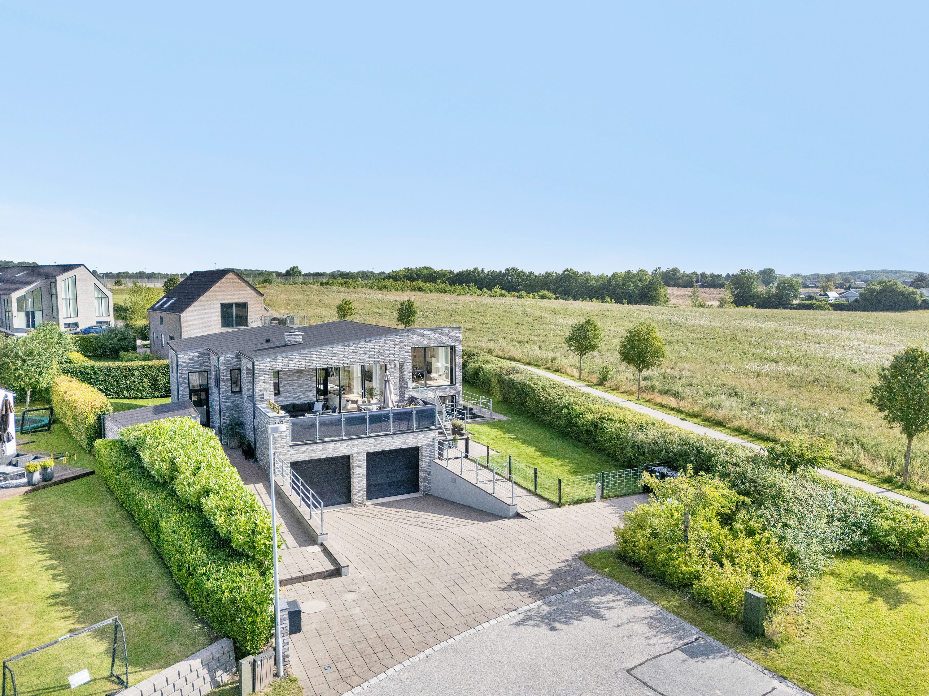 Fremhævet luftfoto billede i fuldskærmstilstand. Billede af Elmehaven 93, 8520 Lystrup